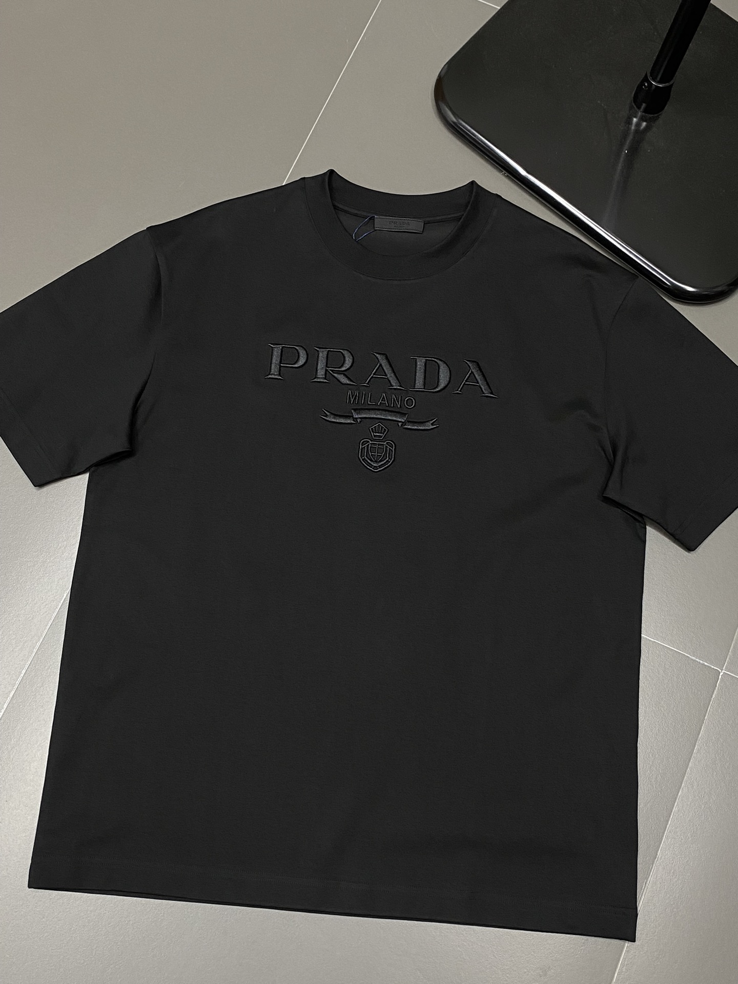  。Prada普拉达💥独家专供新款原单男士休闲短袖 高端  高版本 时尚百搭爆款⚠️⚠️✨✨进口面料 手