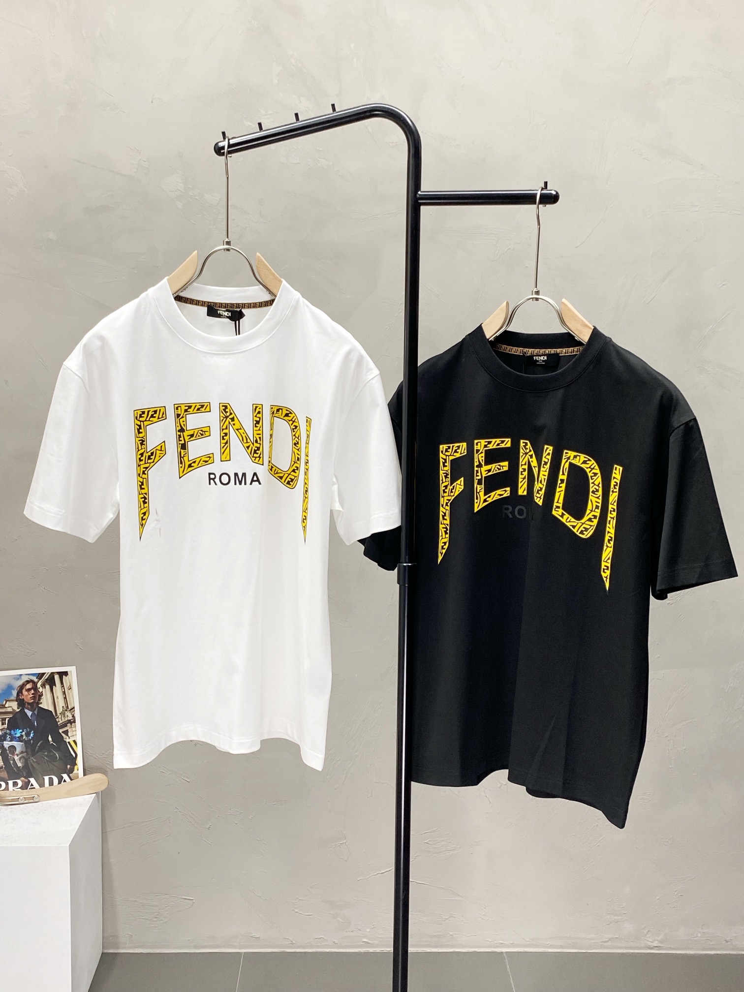  。FENDI芬迪💥独家专供新款原单男士休闲短袖 高端  高版本 时尚百搭爆款⚠️⚠️✨✨进口面料 手感
