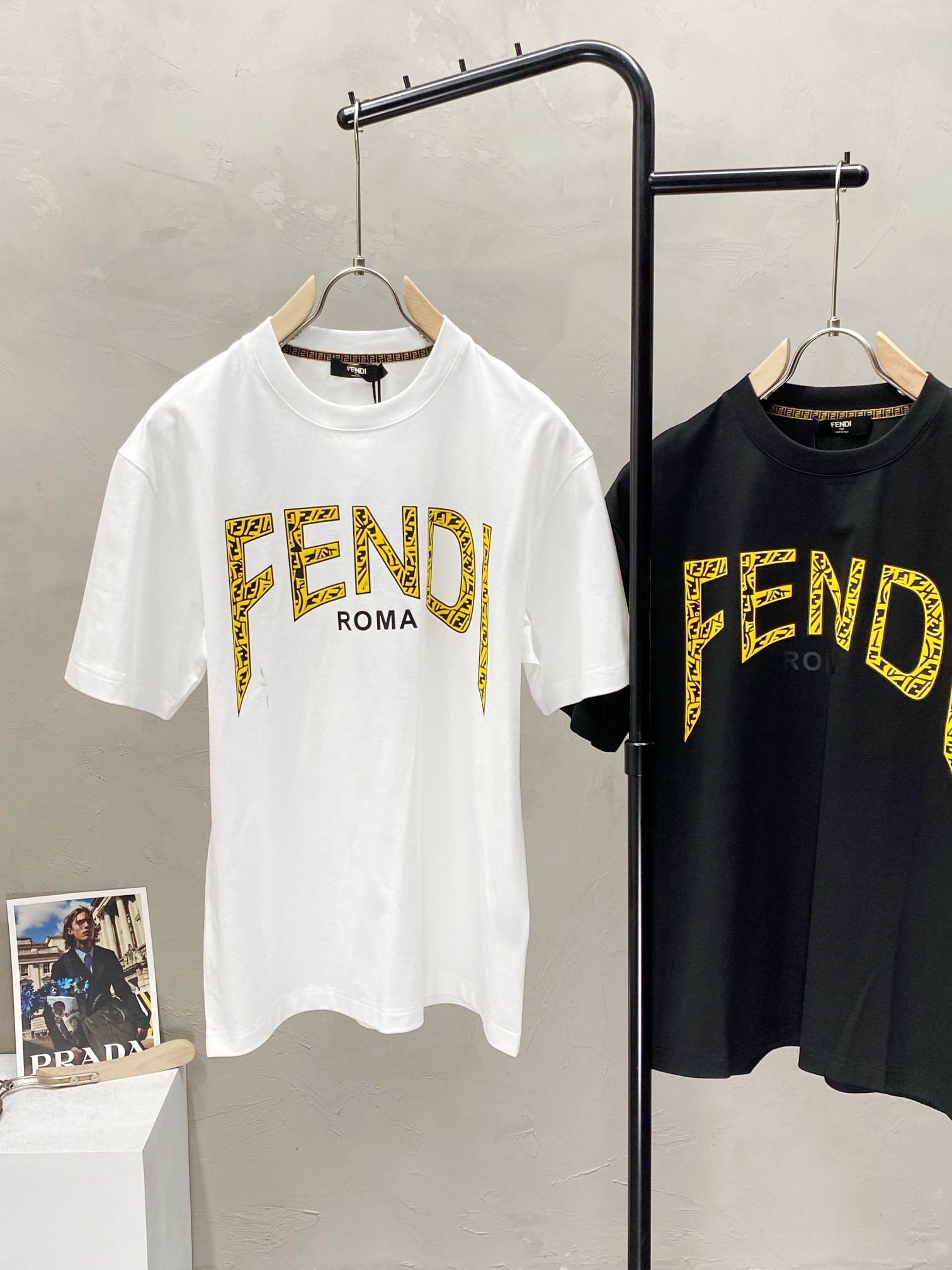  。FENDI芬迪💥独家专供新款原单男士休闲短袖 高端  高版本 时尚百搭爆款⚠️⚠️✨✨进口面料 手感