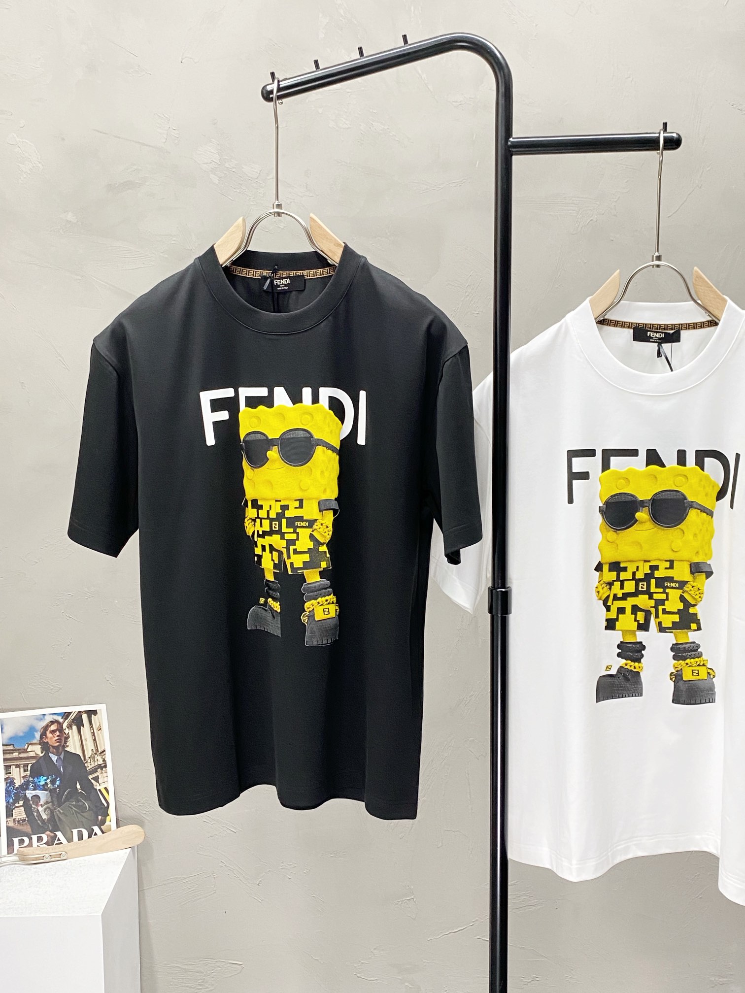  。FENDI芬迪💥独家专供新款原单男士休闲短袖 高端  高版本 时尚百搭爆款⚠️⚠️✨✨进口面料 手感