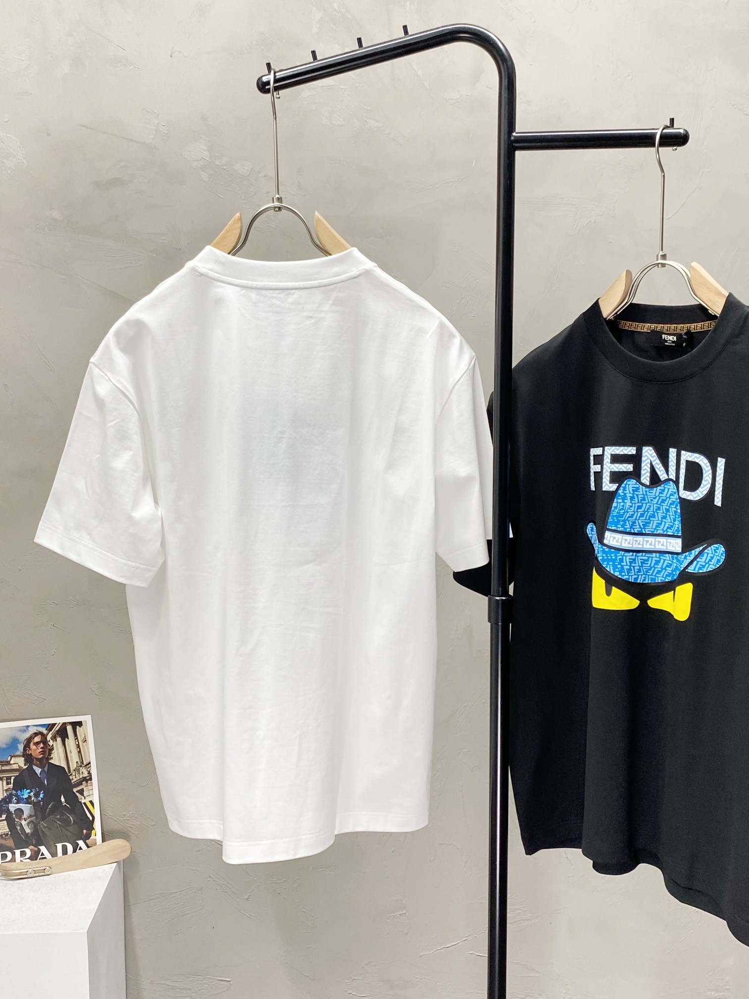  。FENDI芬迪💥独家专供新款原单男士休闲短袖 高端  高版本 时尚百搭爆款⚠️⚠️✨✨进口面料 手感