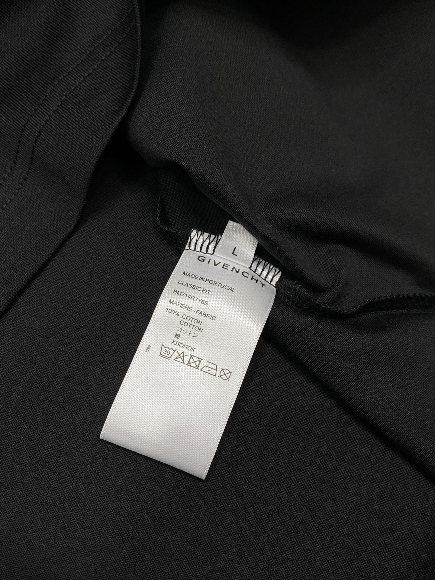  。Givenchy纪梵希💥独家专供新款原单男士休闲短袖 高端  高版本 时尚百搭爆款⚠️⚠️✨✨进口面