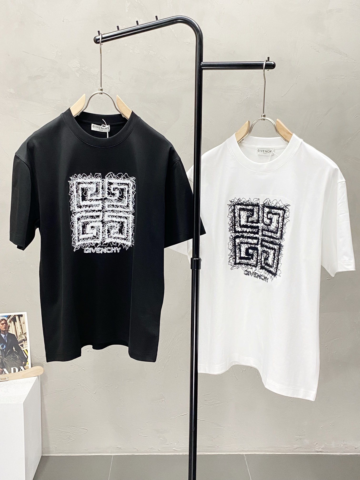  。Givenchy纪梵希💥独家专供新款原单男士休闲短袖 高端  高版本 时尚百搭爆款⚠️⚠️✨✨进口面