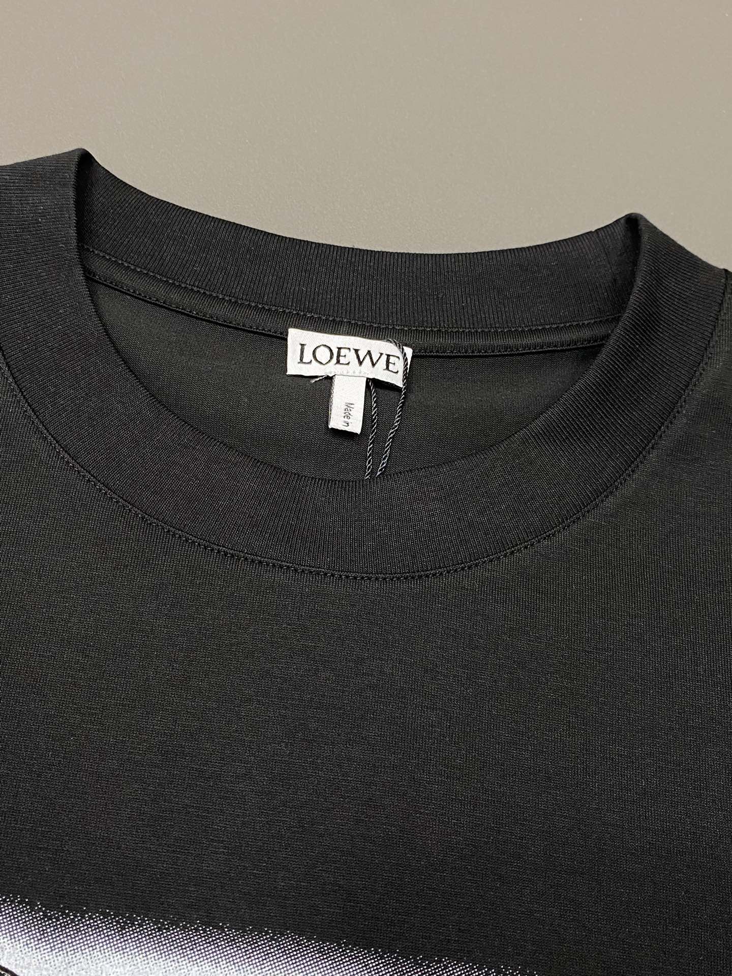  。Loewe罗意威💥独家专供新款原单男士休闲短袖 高端  高版本 时尚百搭爆款⚠️⚠️✨✨进口面料 手