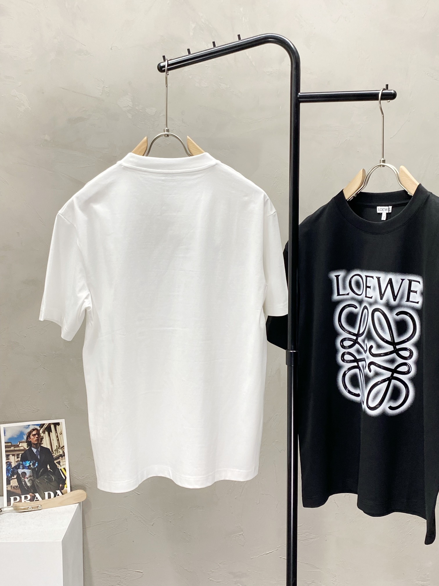  。Loewe罗意威💥独家专供新款原单男士休闲短袖 高端  高版本 时尚百搭爆款⚠️⚠️✨✨进口面料 手