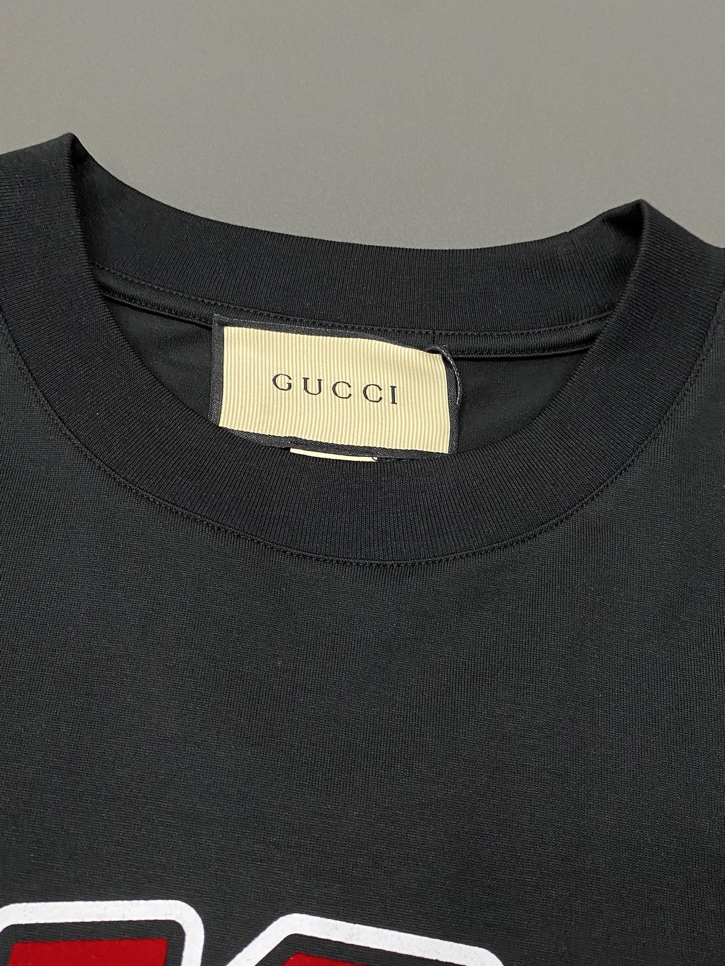  。Gucci古驰💥独家专供新款原单男士休闲短袖 高端  高版本 时尚百搭爆款⚠️⚠️✨✨进口面料 手感