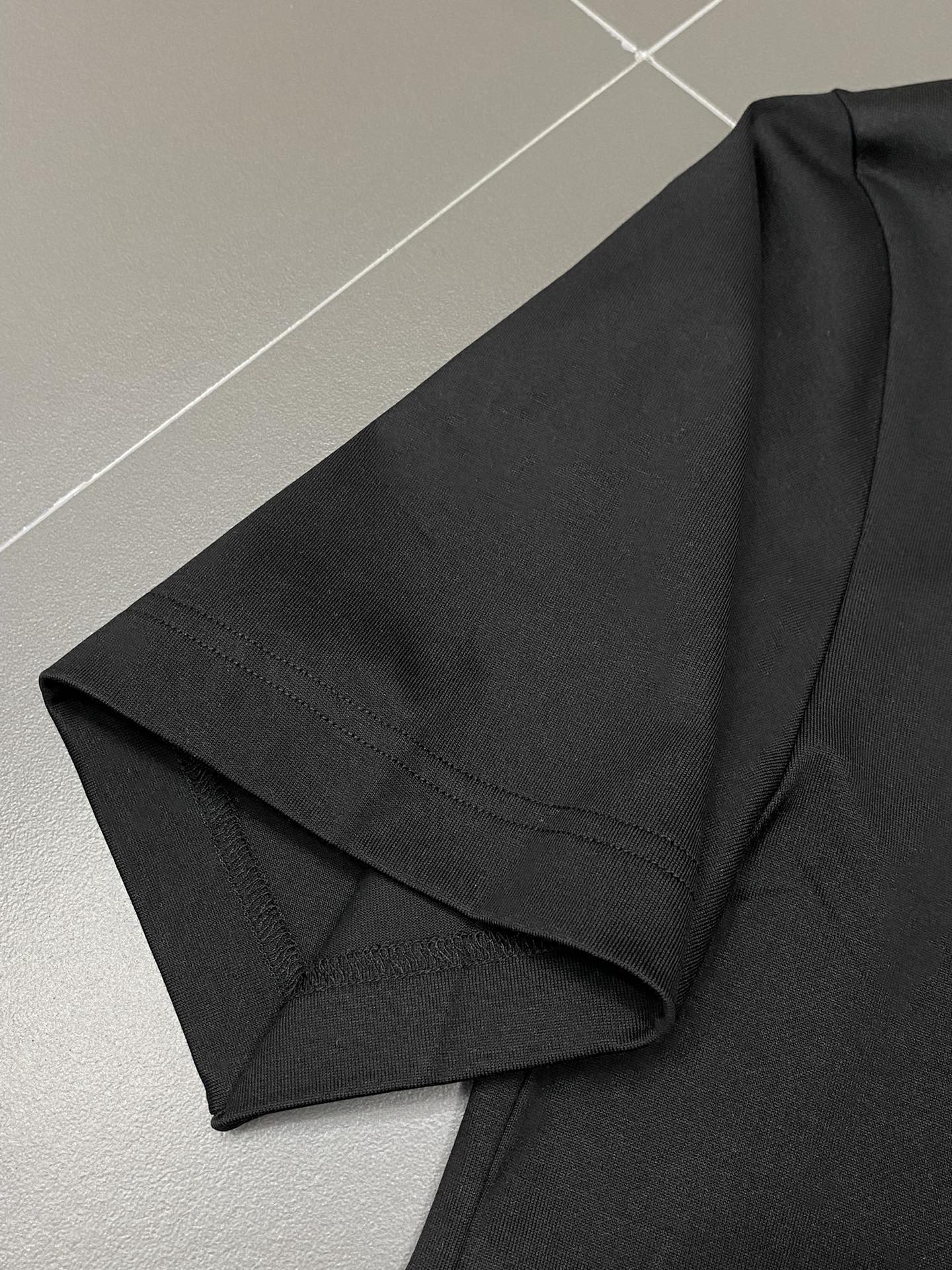  。Gucci古驰💥独家专供新款原单男士休闲短袖 高端  高版本 时尚百搭爆款⚠️⚠️✨✨进口面料 手感