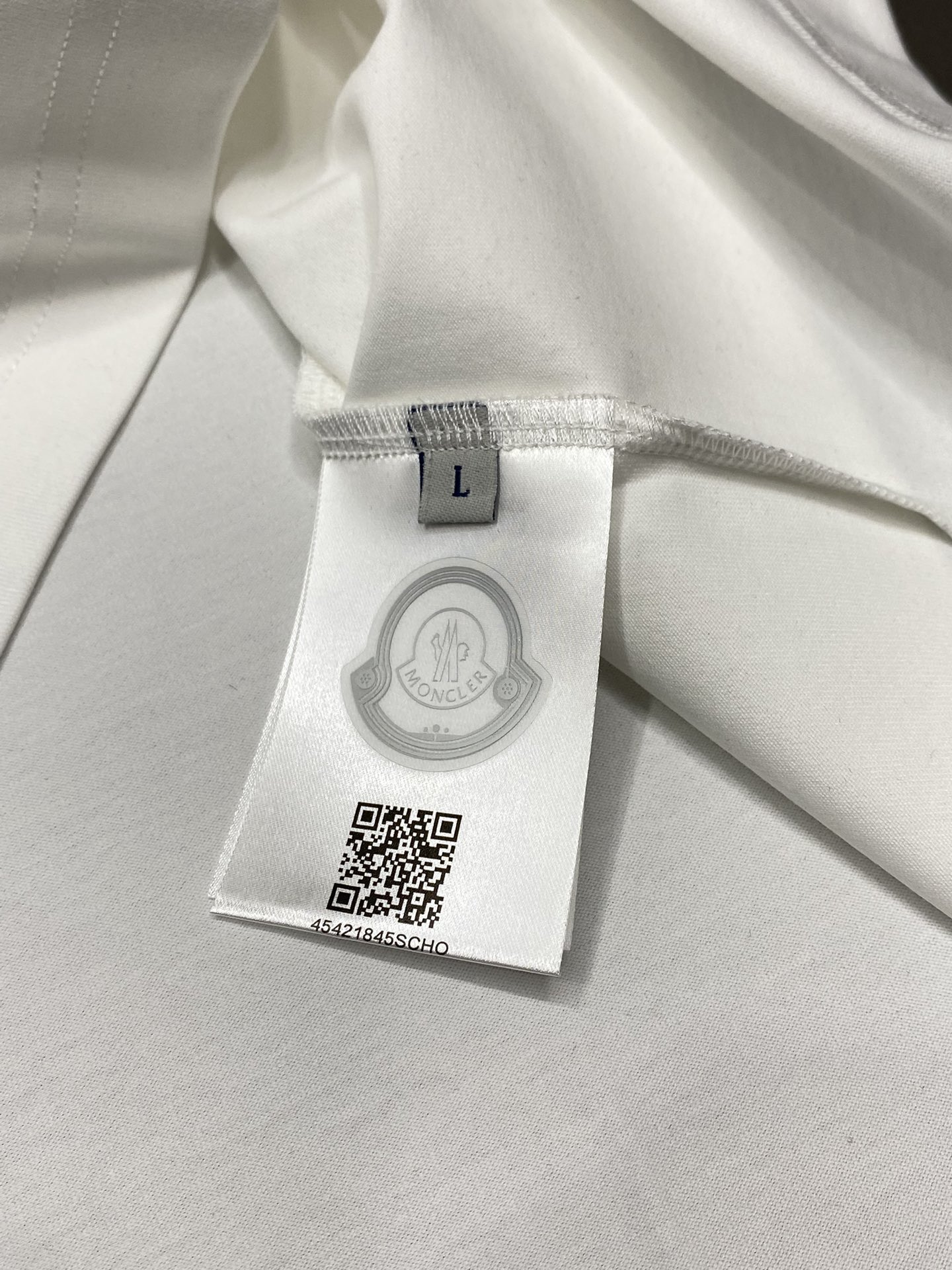  。Moncler蒙口💥独家专供新款原单男士休闲短袖 高端  高版本 时尚百搭爆款⚠️⚠️✨✨进口面料 