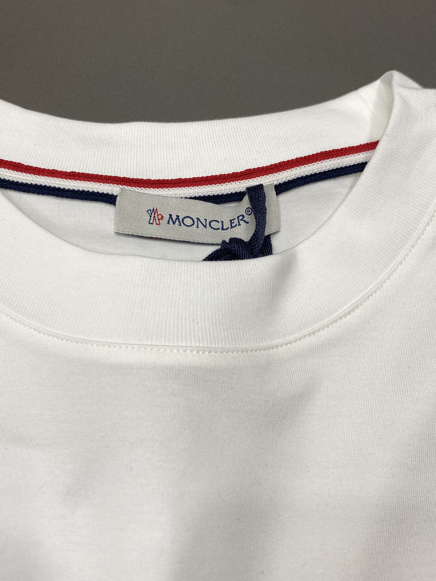  。Moncler蒙口💥独家专供新款原单男士休闲短袖 高端  高版本 时尚百搭爆款⚠️⚠️✨✨进口面料 