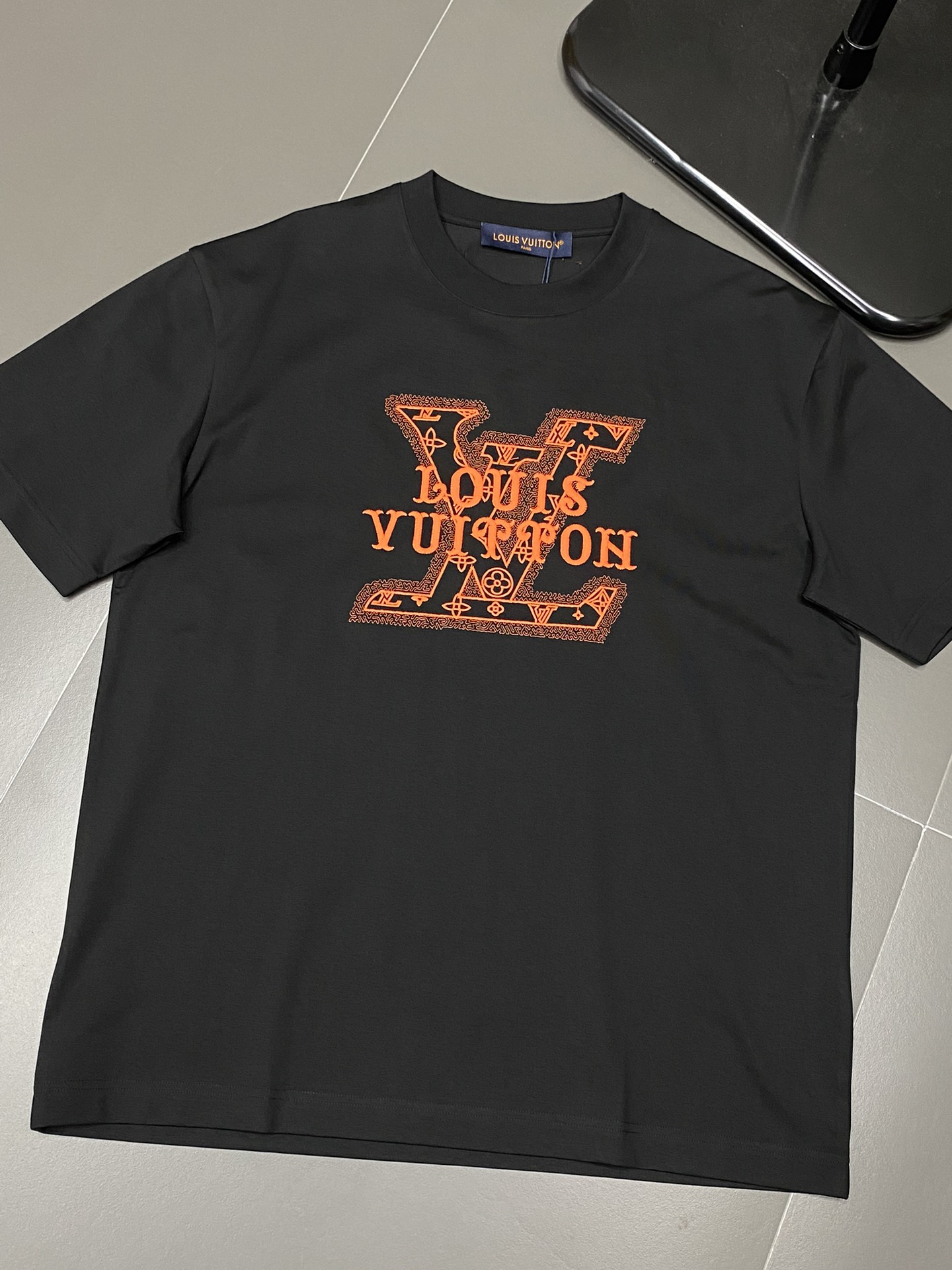  。Louis Vuitton路易威登💥独家专供新款原单男士休闲短袖 高端  高版本 时尚百搭爆款⚠️⚠