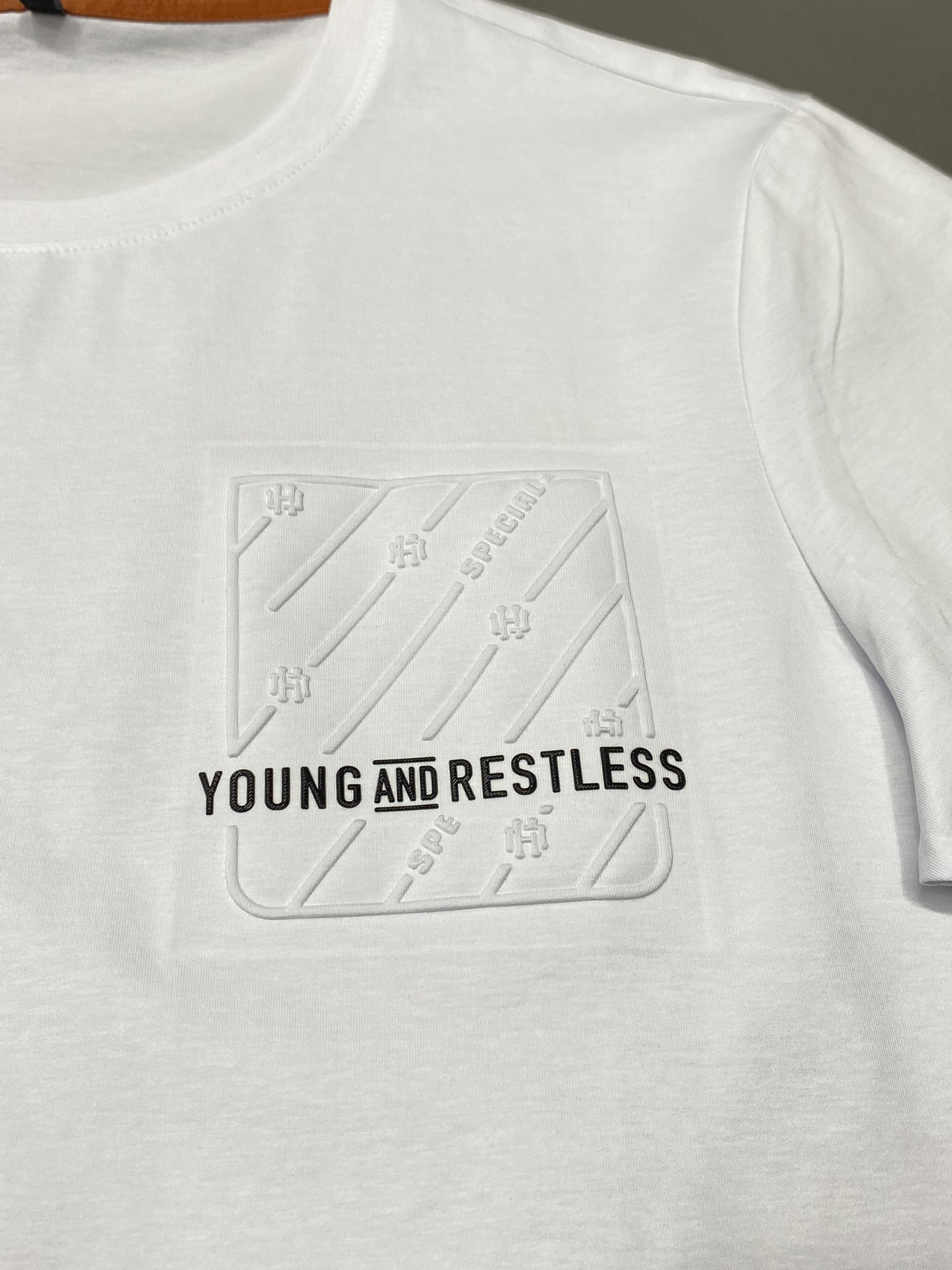    。Hermes爱马仕💥独家专供新款原单男士休闲春夏短袖 高端  高端版本 时尚百搭爆款⚠️⚠️✨✨