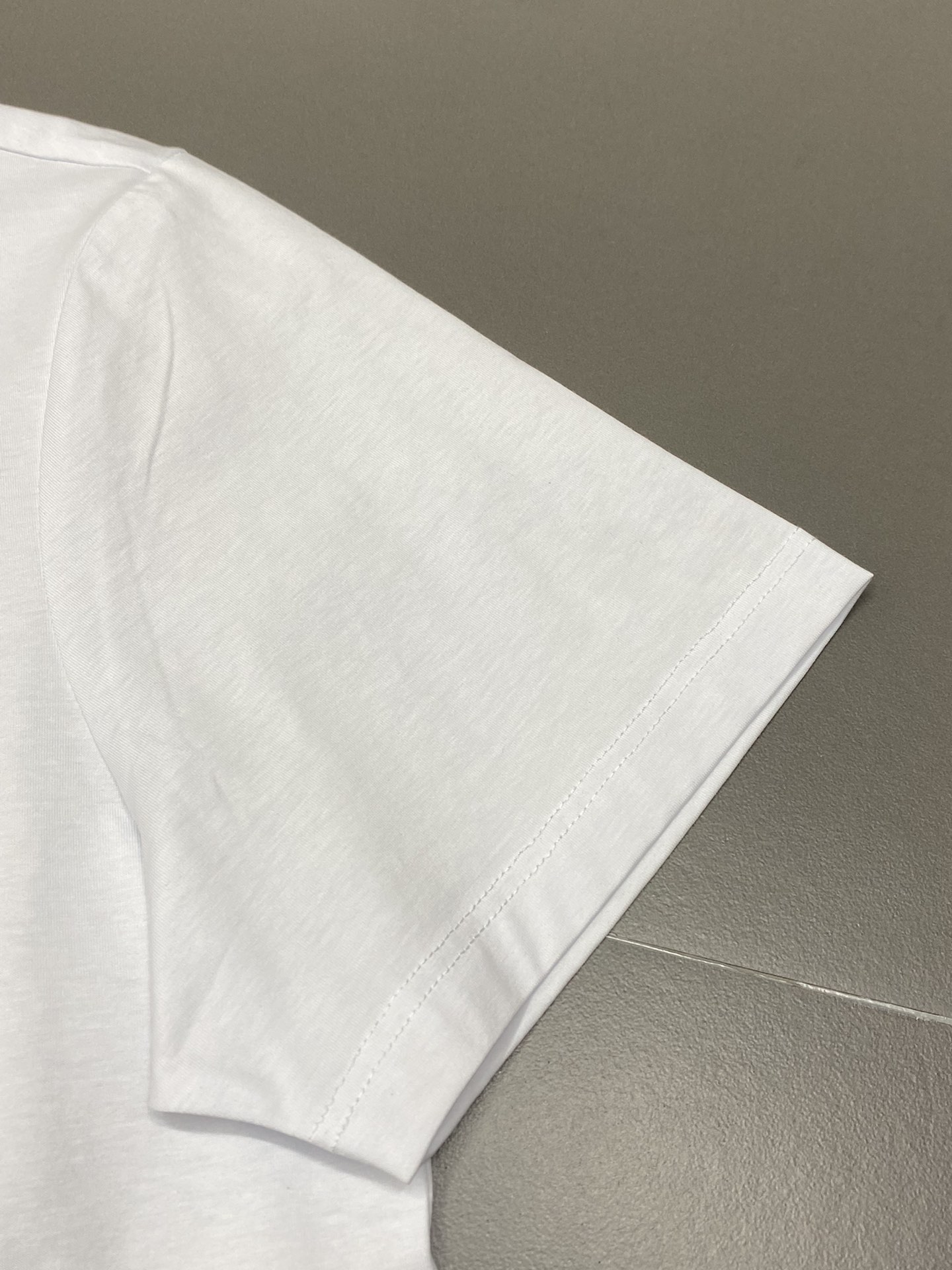    。Hermes爱马仕💥独家专供新款原单男士休闲春夏短袖 高端  高端版本 时尚百搭爆款⚠️⚠️✨✨