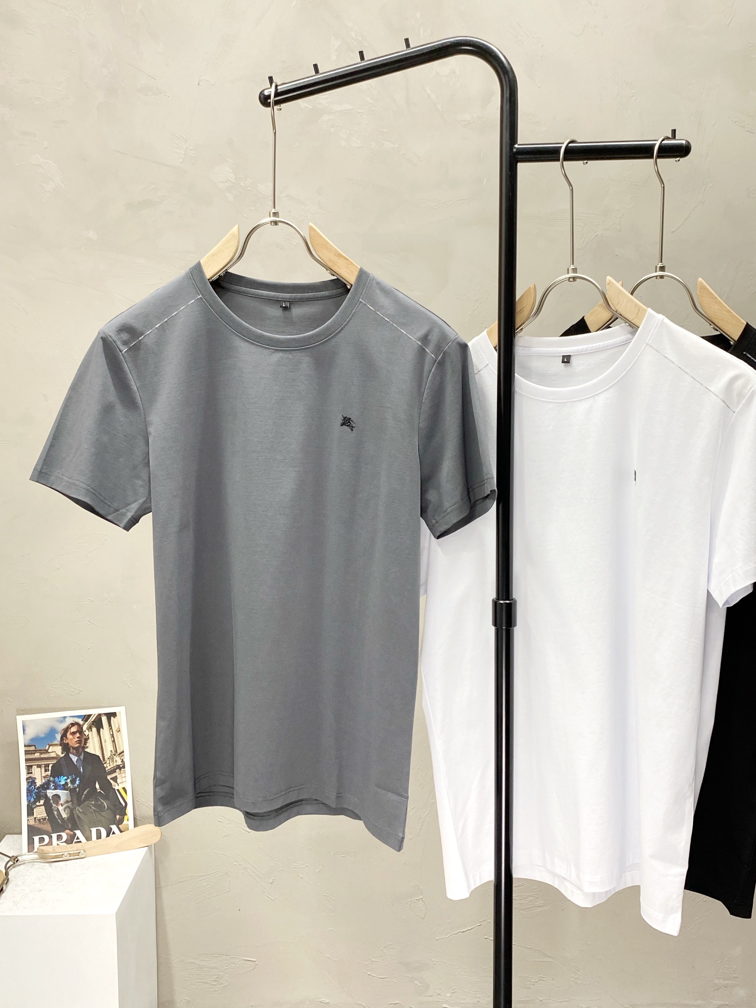    。Burberry巴宝莉💥独家专供新款原单男士休闲春夏短袖 高端  高端版本 时尚百搭爆款⚠️⚠️