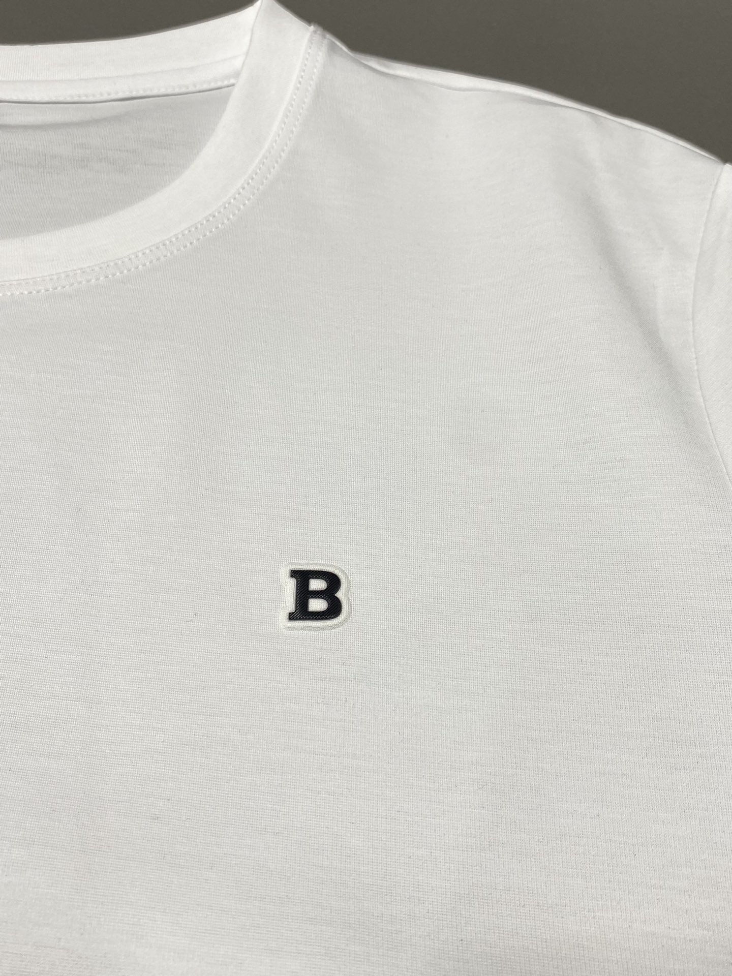    。Burberry巴宝莉💥独家专供新款原单男士休闲春夏短袖 高端  高端版本 时尚百搭爆款⚠️⚠️