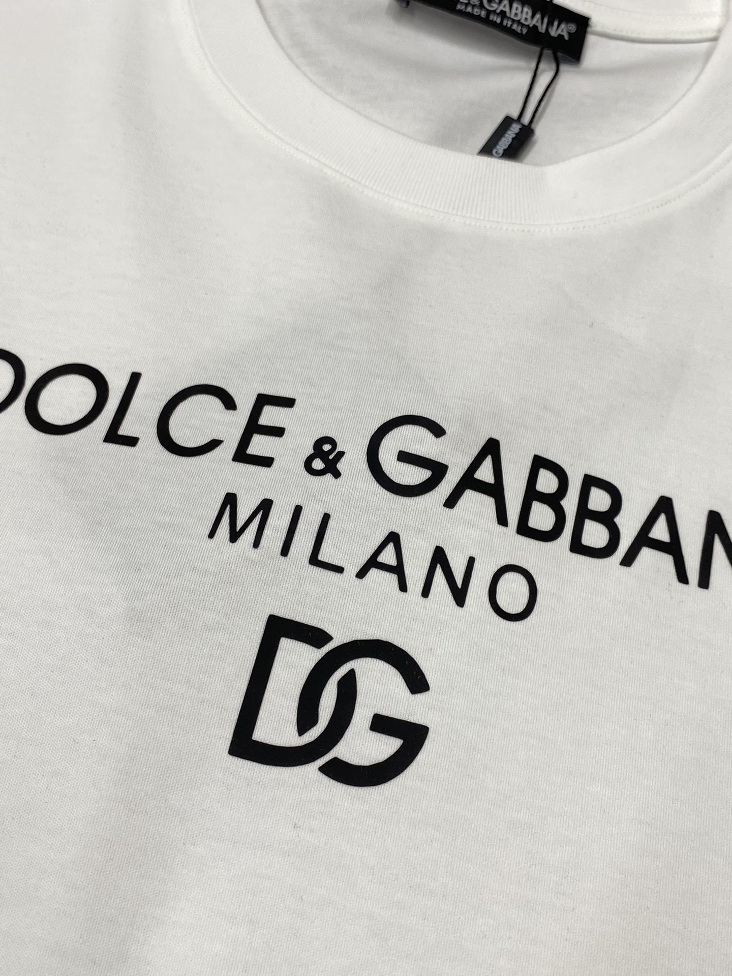   。Dolce&Gabbana杜嘉班纳💥独家专供新款原单男士休闲春夏短袖 高端  高端版本 时尚百搭