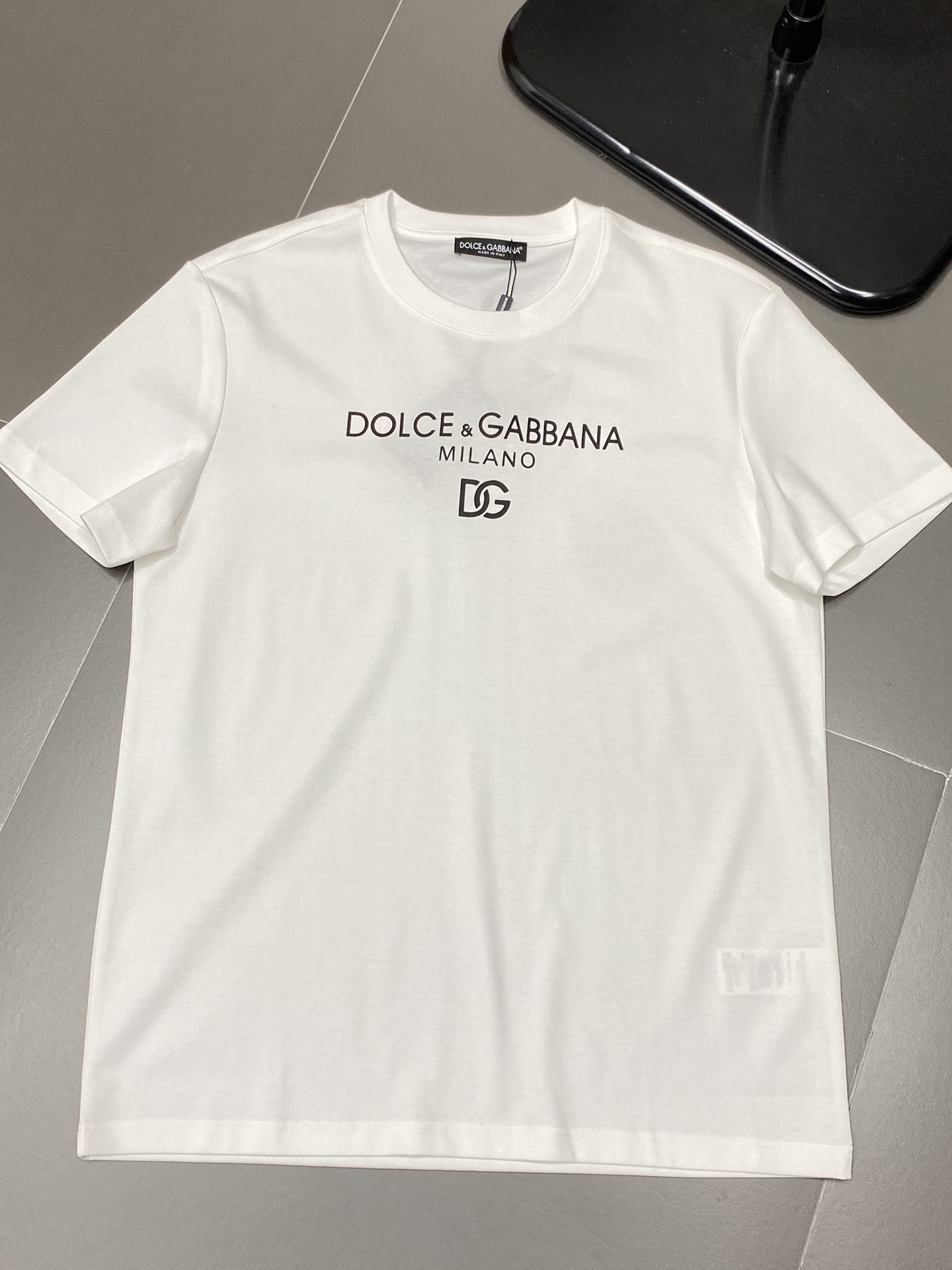    。Dolce&Gabbana杜嘉班纳💥独家专供新款原单男士休闲春夏短袖 高端  高端版本 时尚百搭