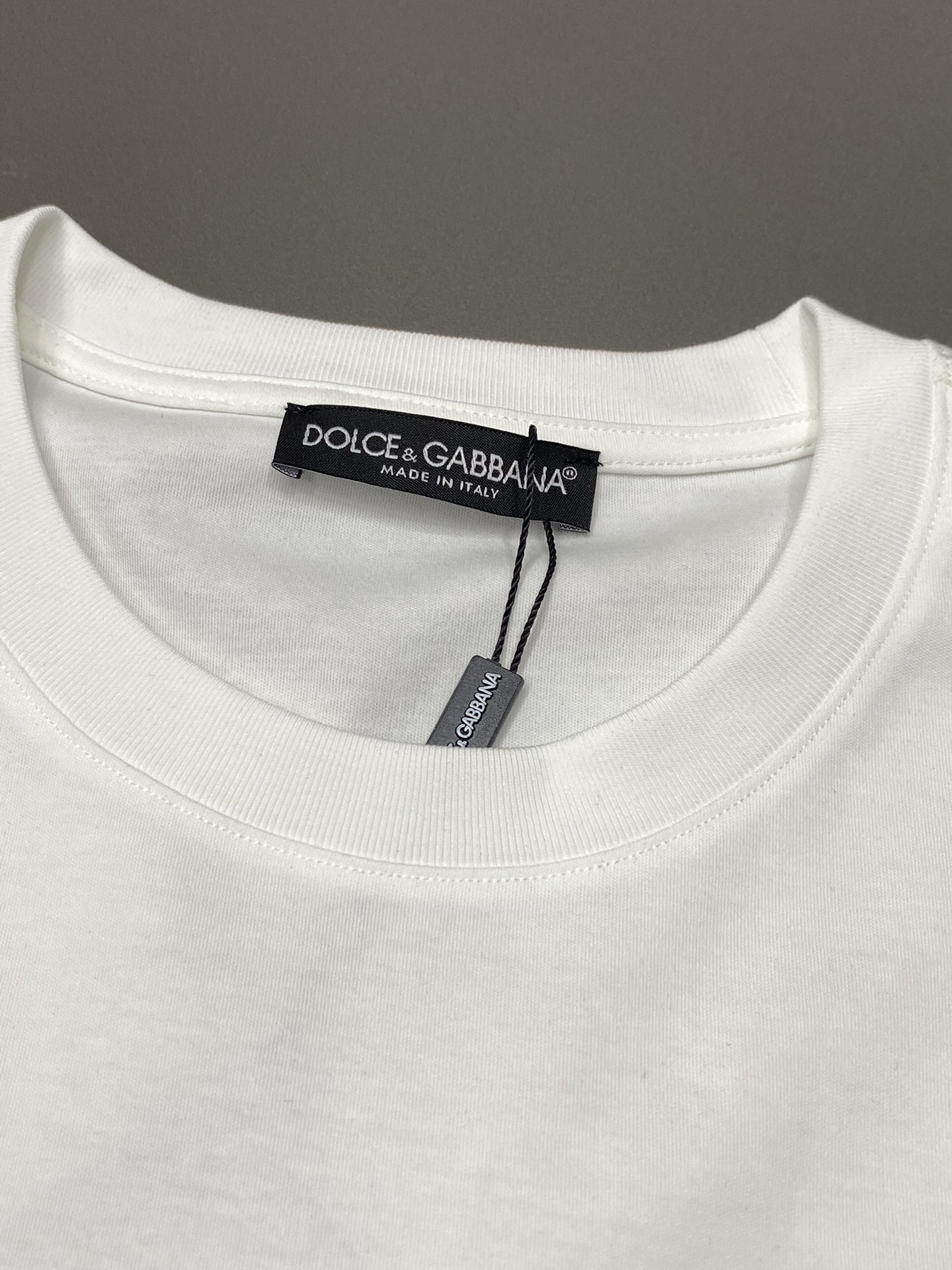    。Dolce&Gabbana杜嘉班纳💥独家专供新款原单男士休闲春夏短袖 高端  高端版本 时尚百搭