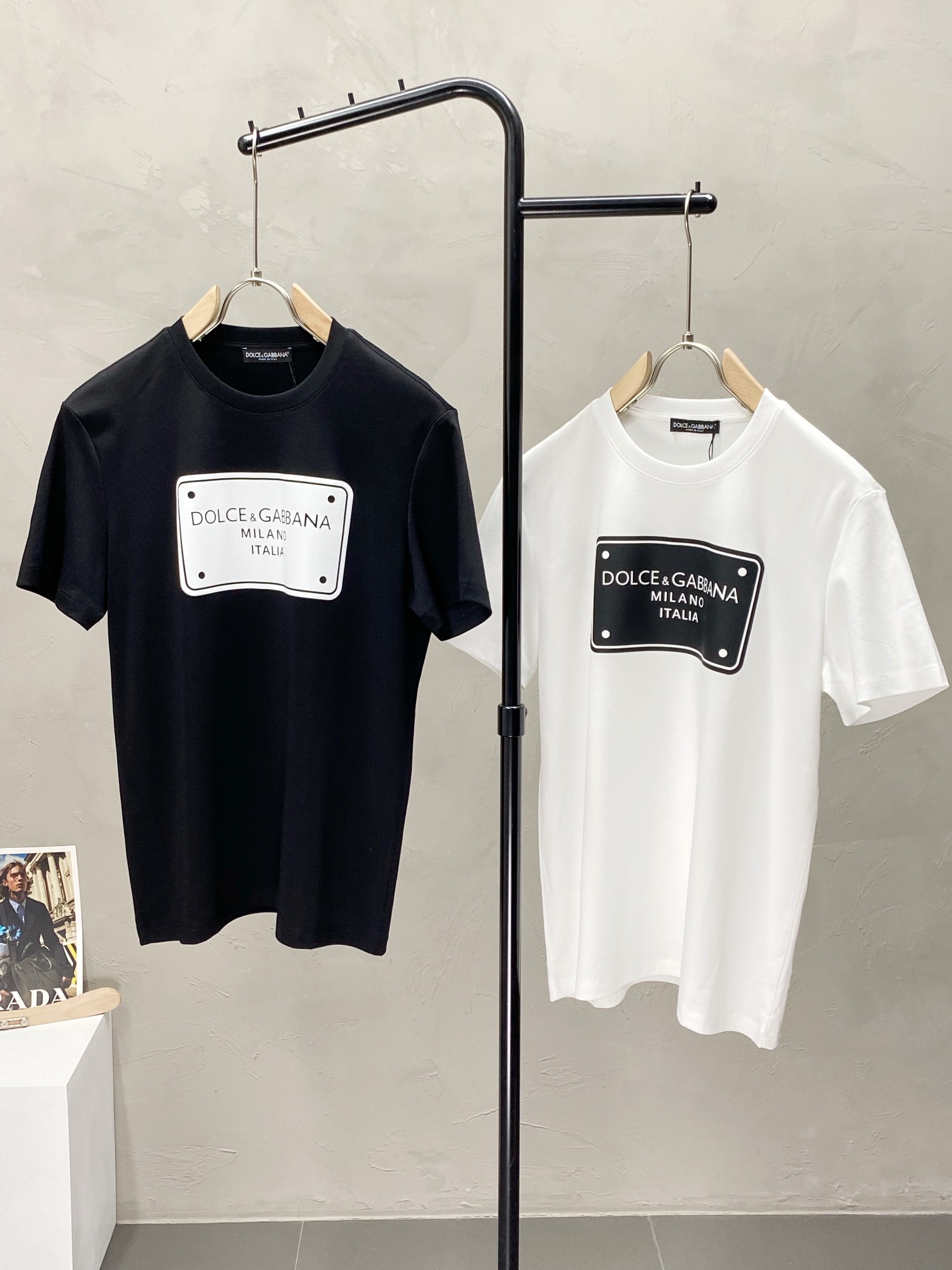    。Dolce&Gabbana杜嘉班纳💥独家专供新款原单男士休闲春夏短袖 高端  高端版本 时尚百搭