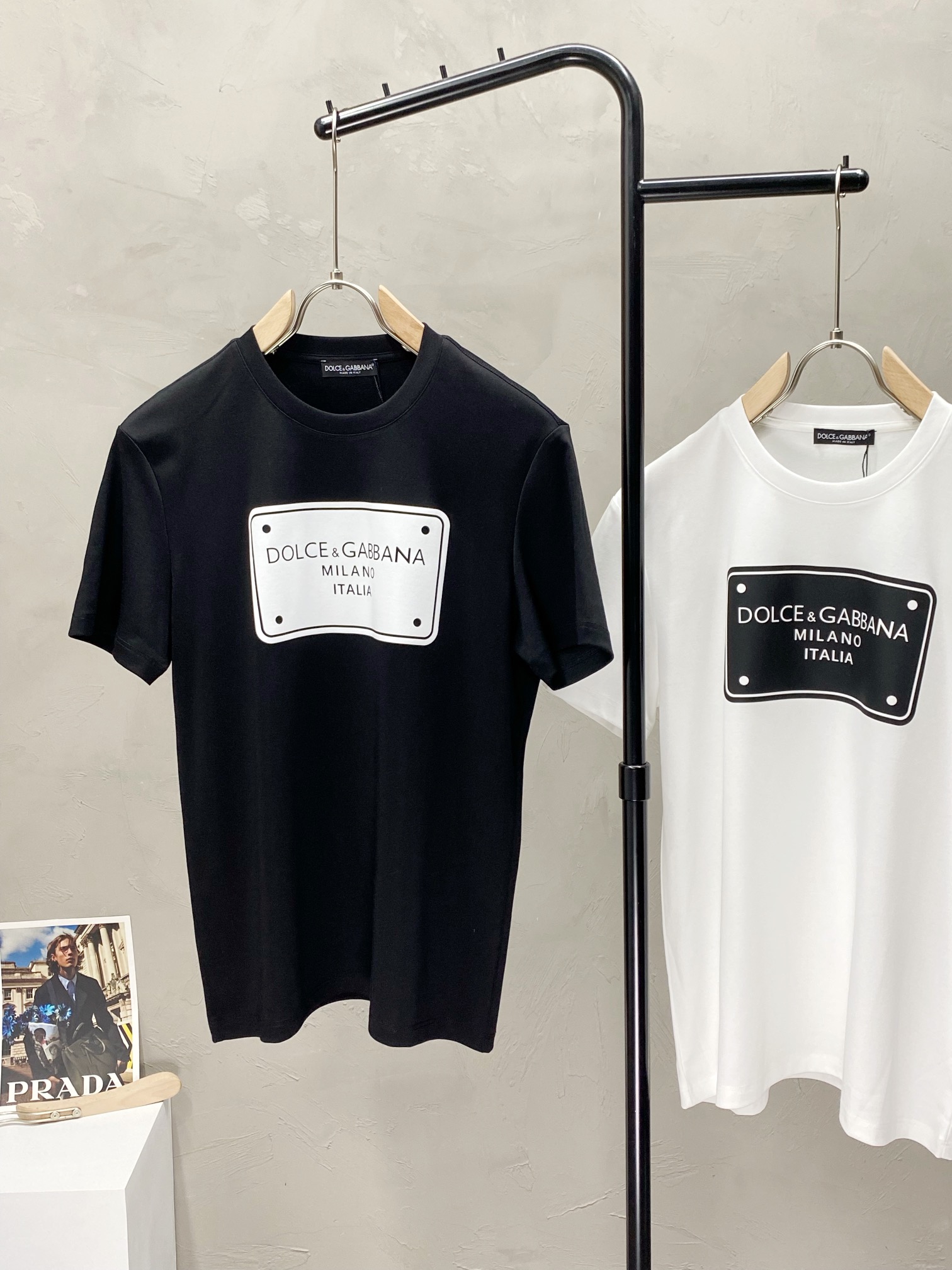    。Dolce&Gabbana杜嘉班纳💥独家专供新款原单男士休闲春夏短袖 高端  高端版本 时尚百搭