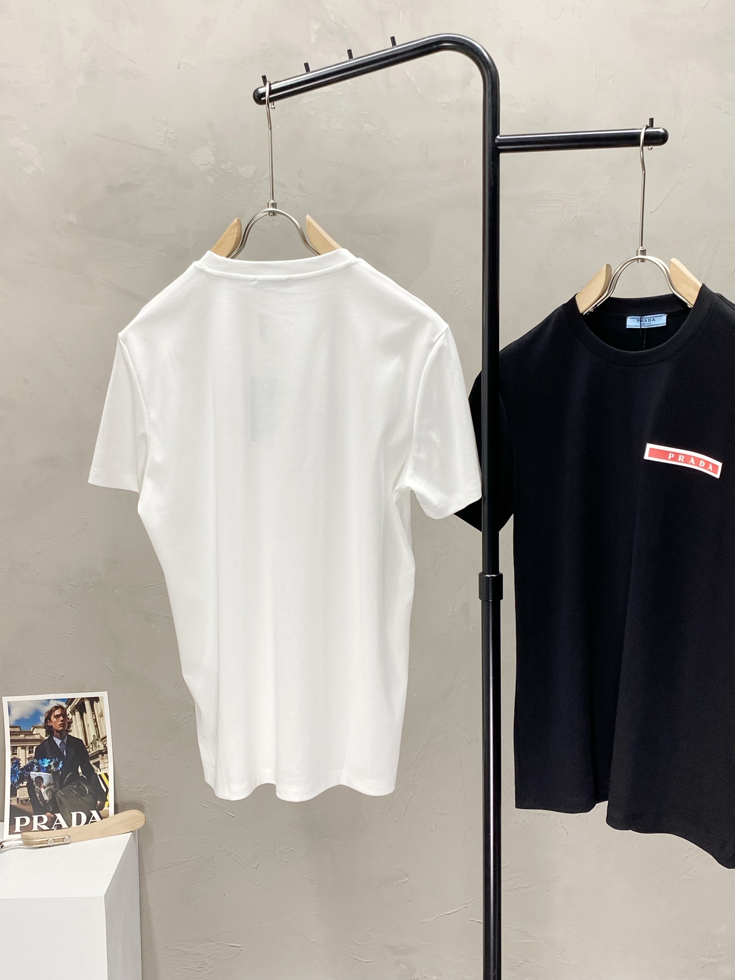    。Prada普拉达💥独家专供新款原单男士休闲春夏短袖 高端  高端版本 时尚百搭爆款⚠️⚠️✨✨进