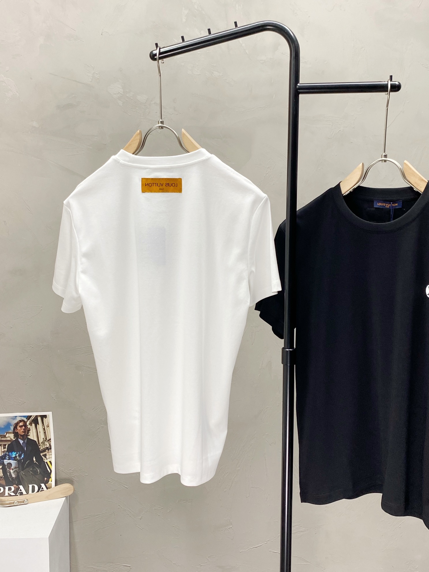    。Louis Vuitton路易威登💥独家专供新款原单男士休闲春夏短袖 高端  高端版本 时尚百搭