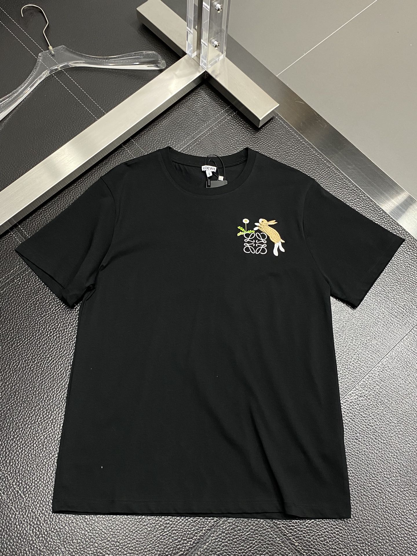    。Loewe罗意威💥独家专供新款男士休闲春夏短袖 高端  高端版本 时尚百搭爆款⚠️⚠️✨✨进口面