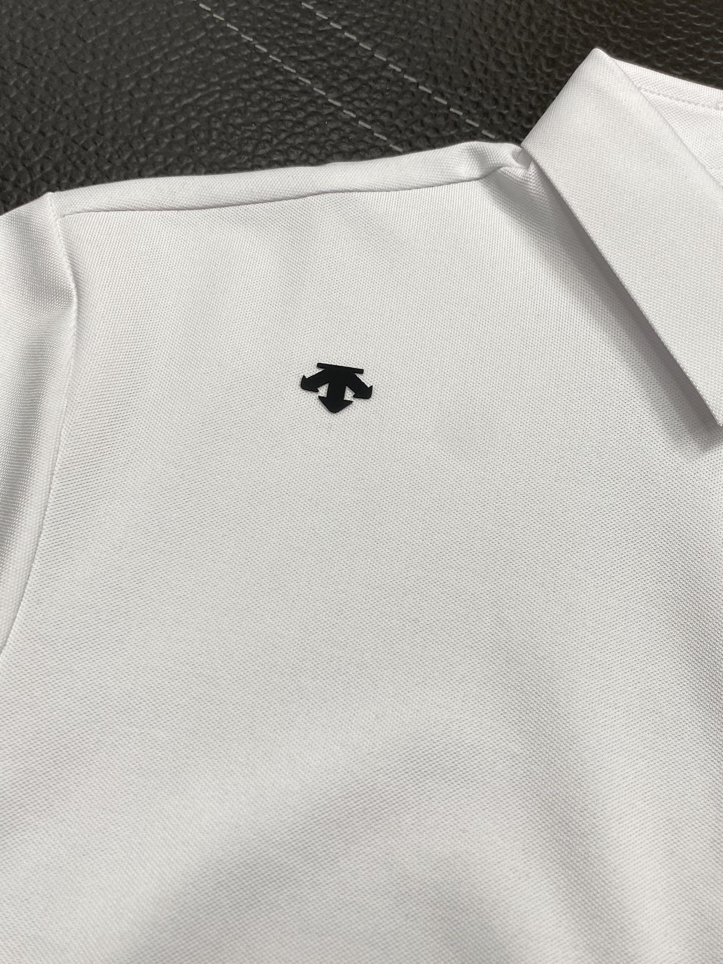    。DECSENTE迪桑特💥独家专供新款原单男士休闲春夏翻领短袖 高端  高端版本 时尚百搭爆款⚠️