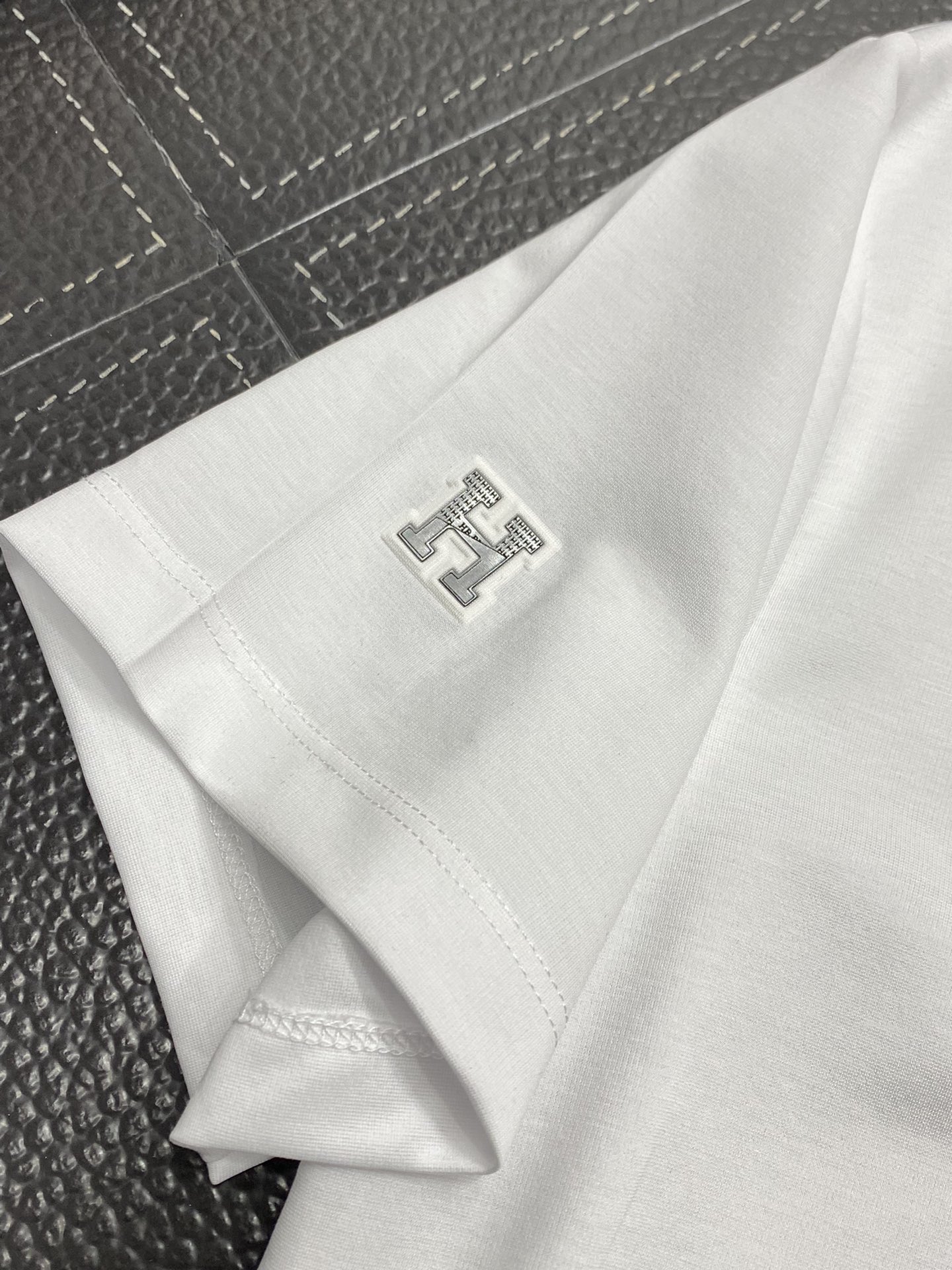    。HERMES爱马仕💥独家专供新款原单男士休闲春夏短袖 高端  高端版本 时尚百搭爆款⚠️⚠️✨✨