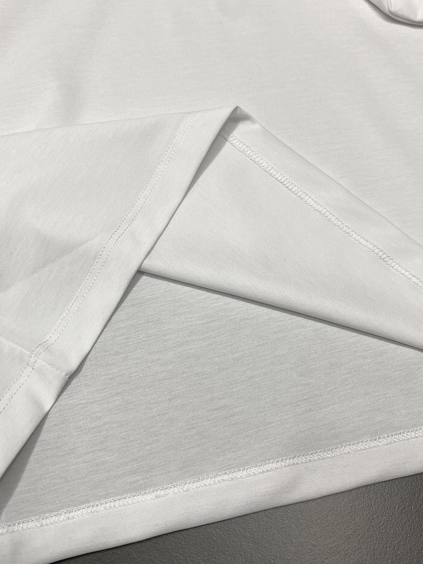    。HERMES爱马仕💥独家专供新款原单男士休闲春夏短袖 高端  高端版本 时尚百搭爆款⚠️⚠️✨✨