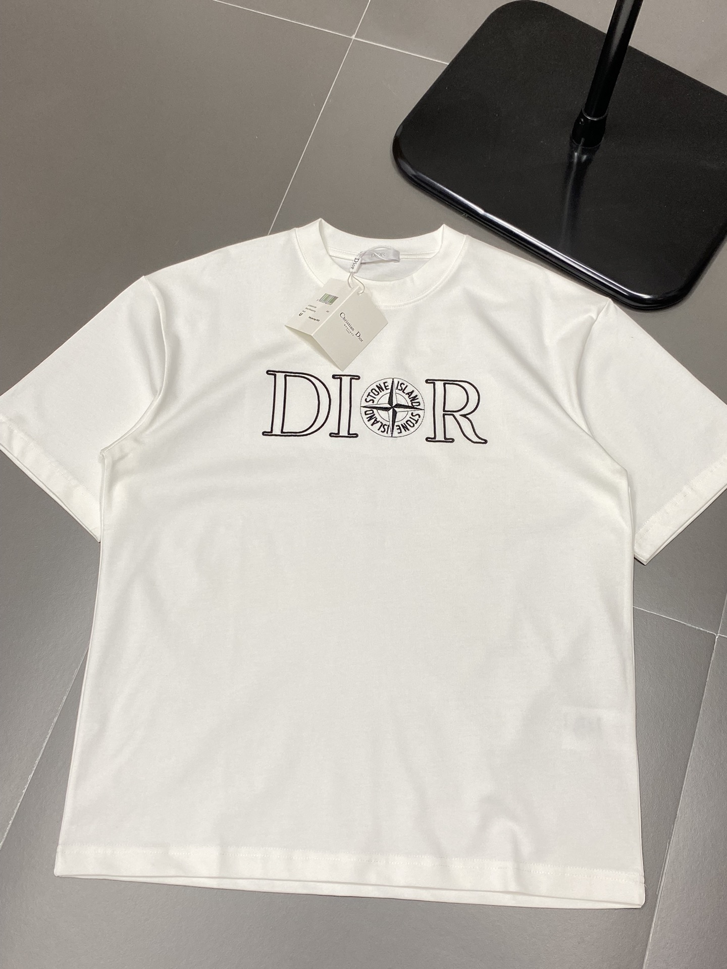    。Dior迪奥💥独家专供新款原单男士休闲春夏短袖 高端  高端版本 时尚百搭爆款⚠️⚠️✨✨进口面