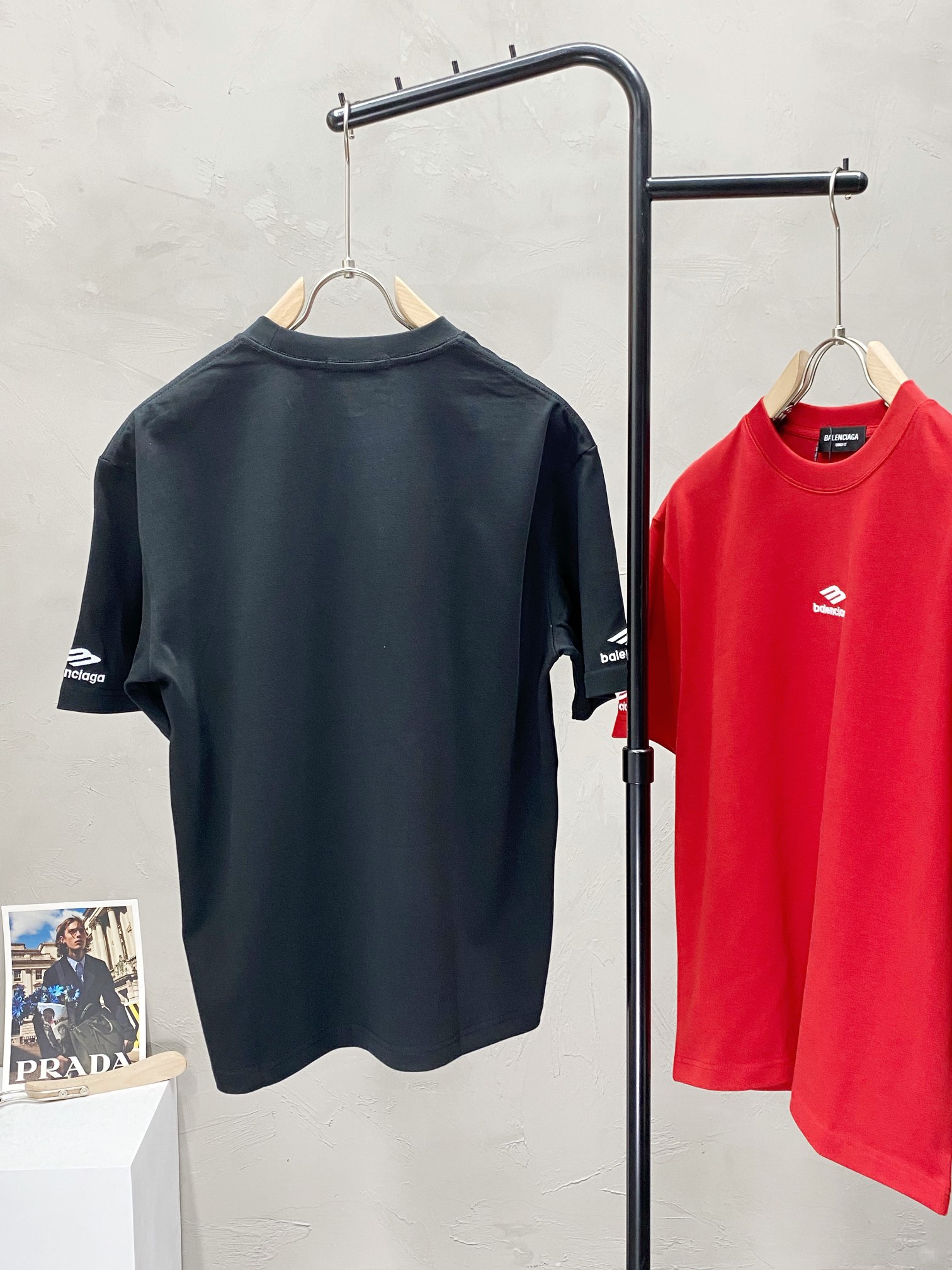    。Balenciga巴黎世家💥独家专供新款原单男士休闲春夏短袖 高端  高端版本 时尚百搭爆款⚠️