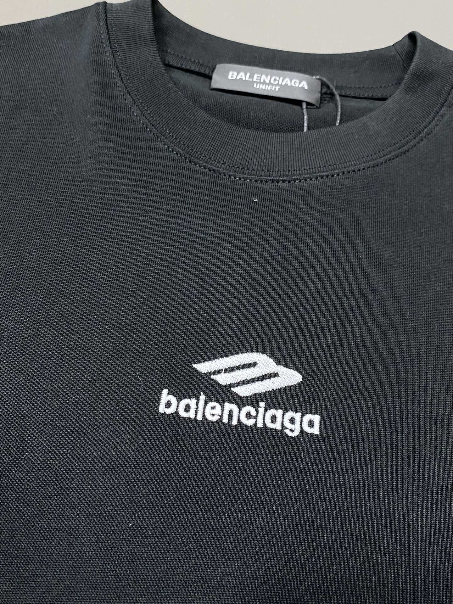    。Balenciga巴黎世家💥独家专供新款原单男士休闲春夏短袖 高端  高端版本 时尚百搭爆款⚠️