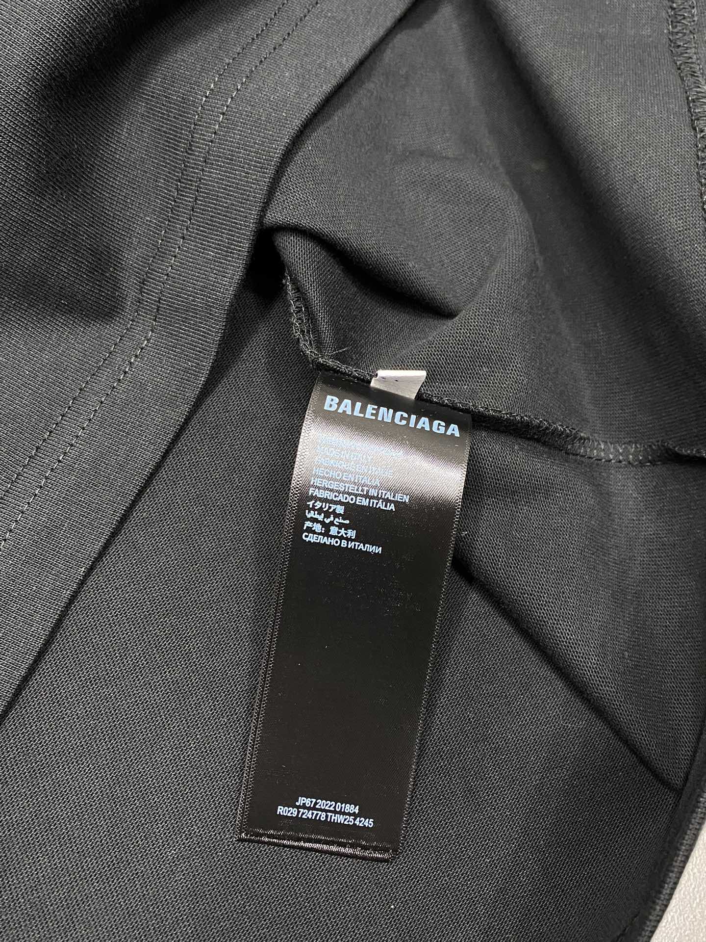    。Balenciga巴黎世家💥独家专供新款原单男士休闲春夏短袖 高端  高端版本 时尚百搭爆款⚠️