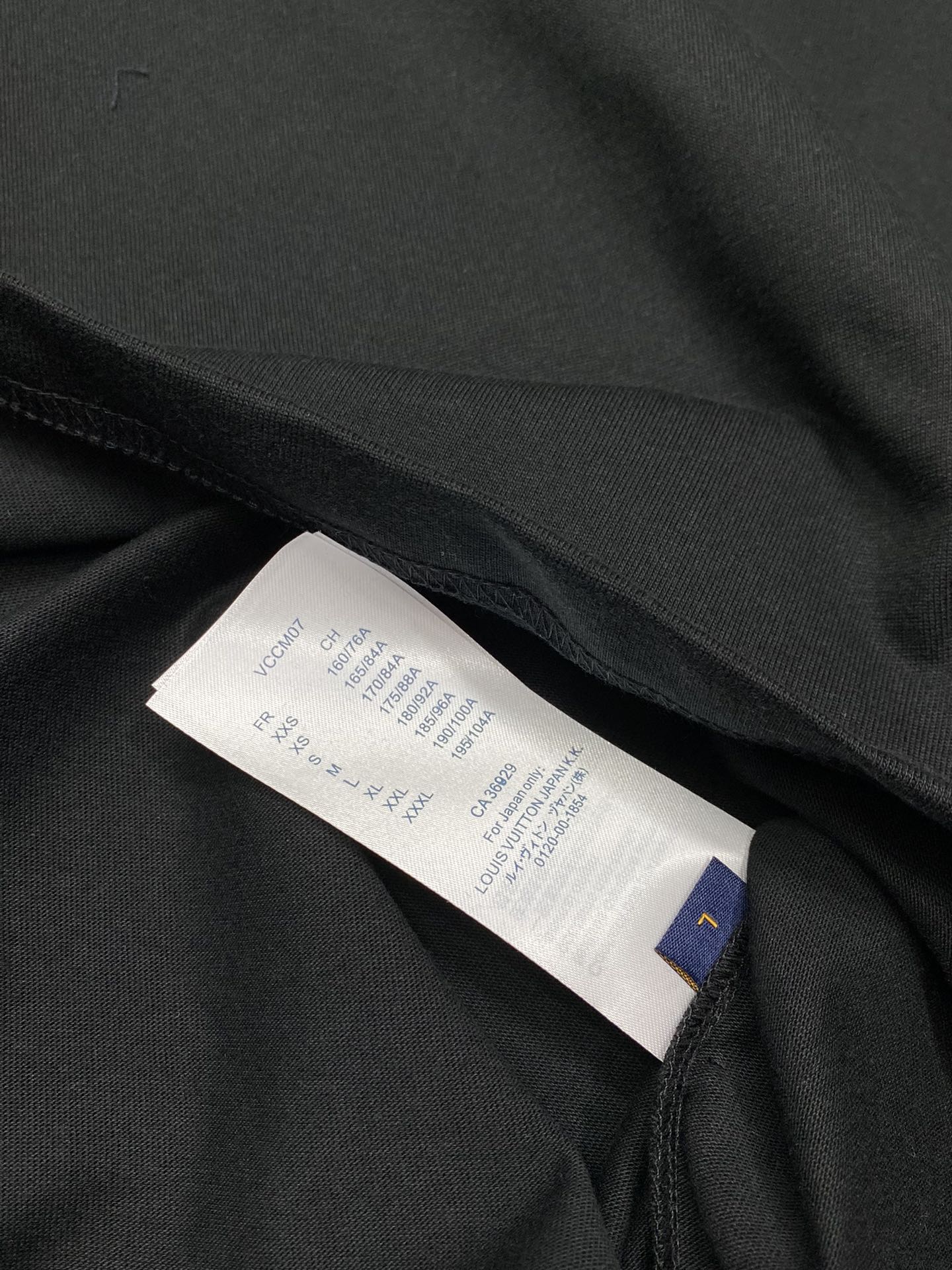    。Louis Vuitton路易威登💥独家专供新款原单男士休闲春夏短袖 高端  高端版本 时尚百搭