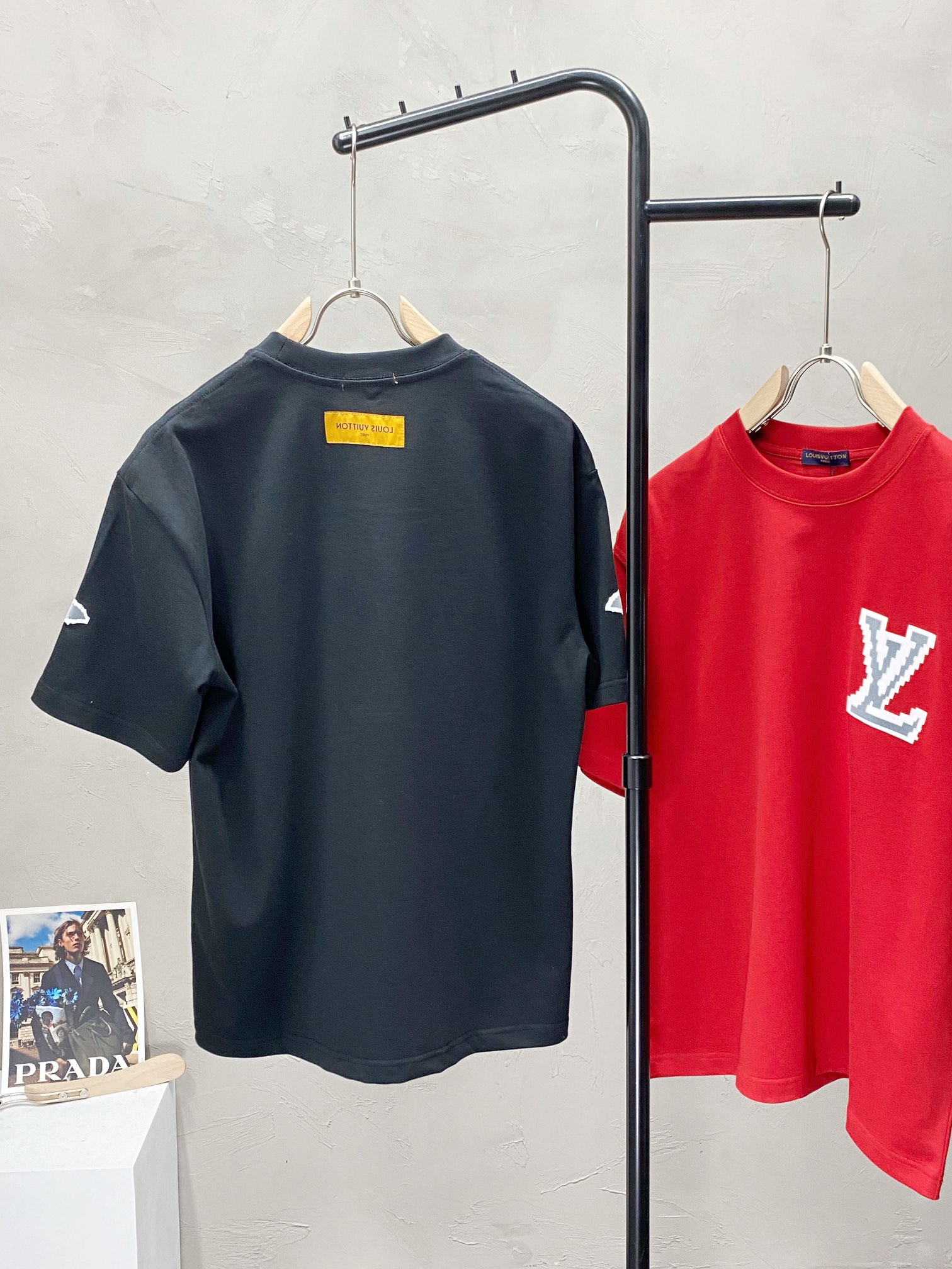    。Louis Vuitton路易威登💥独家专供新款原单男士休闲春夏短袖 高端  高端版本 时尚百搭