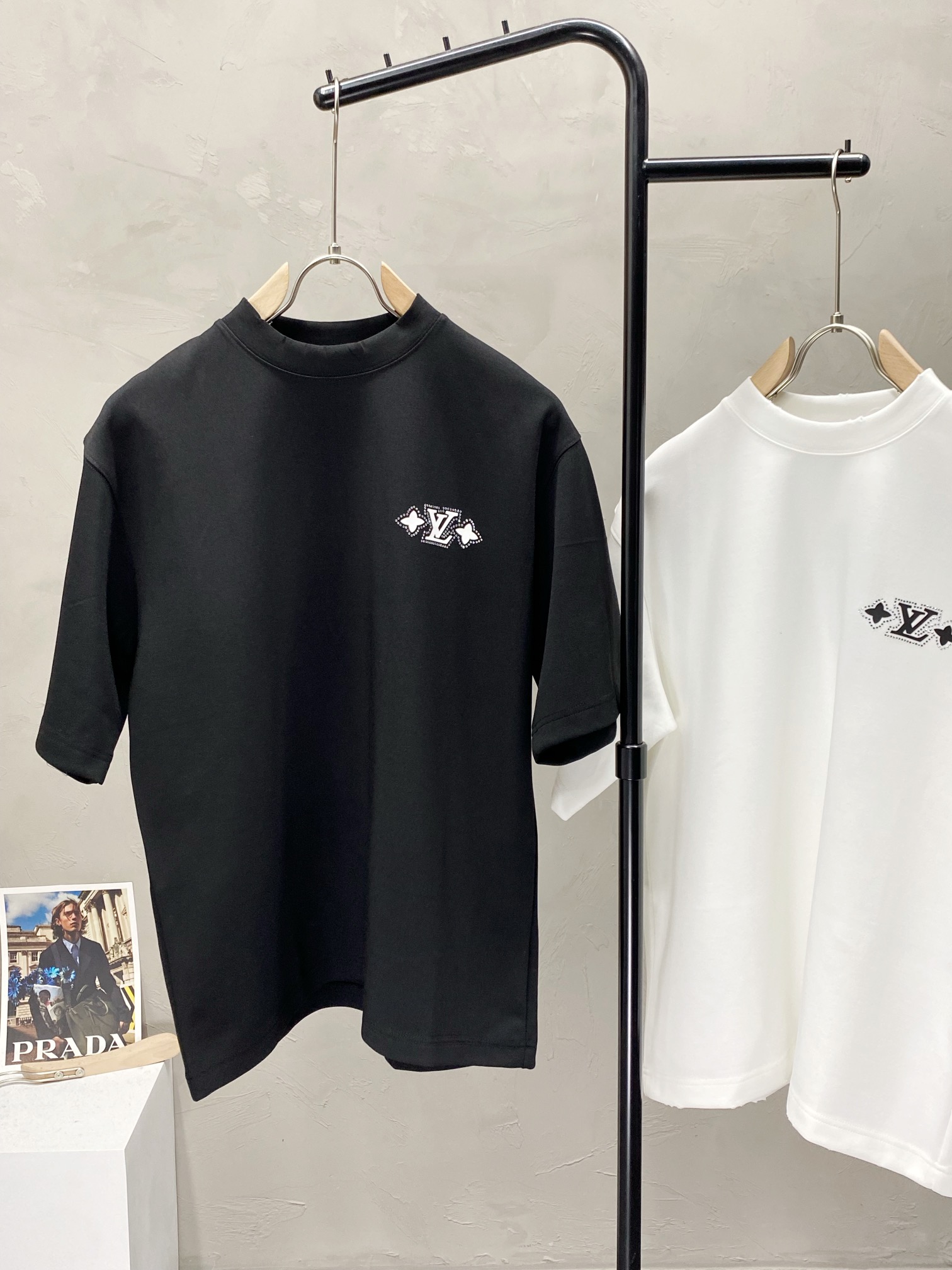    。Louis Vuitton路易威登💥独家专供新款原单男士休闲春夏短袖 高端  高端版本 时尚百搭