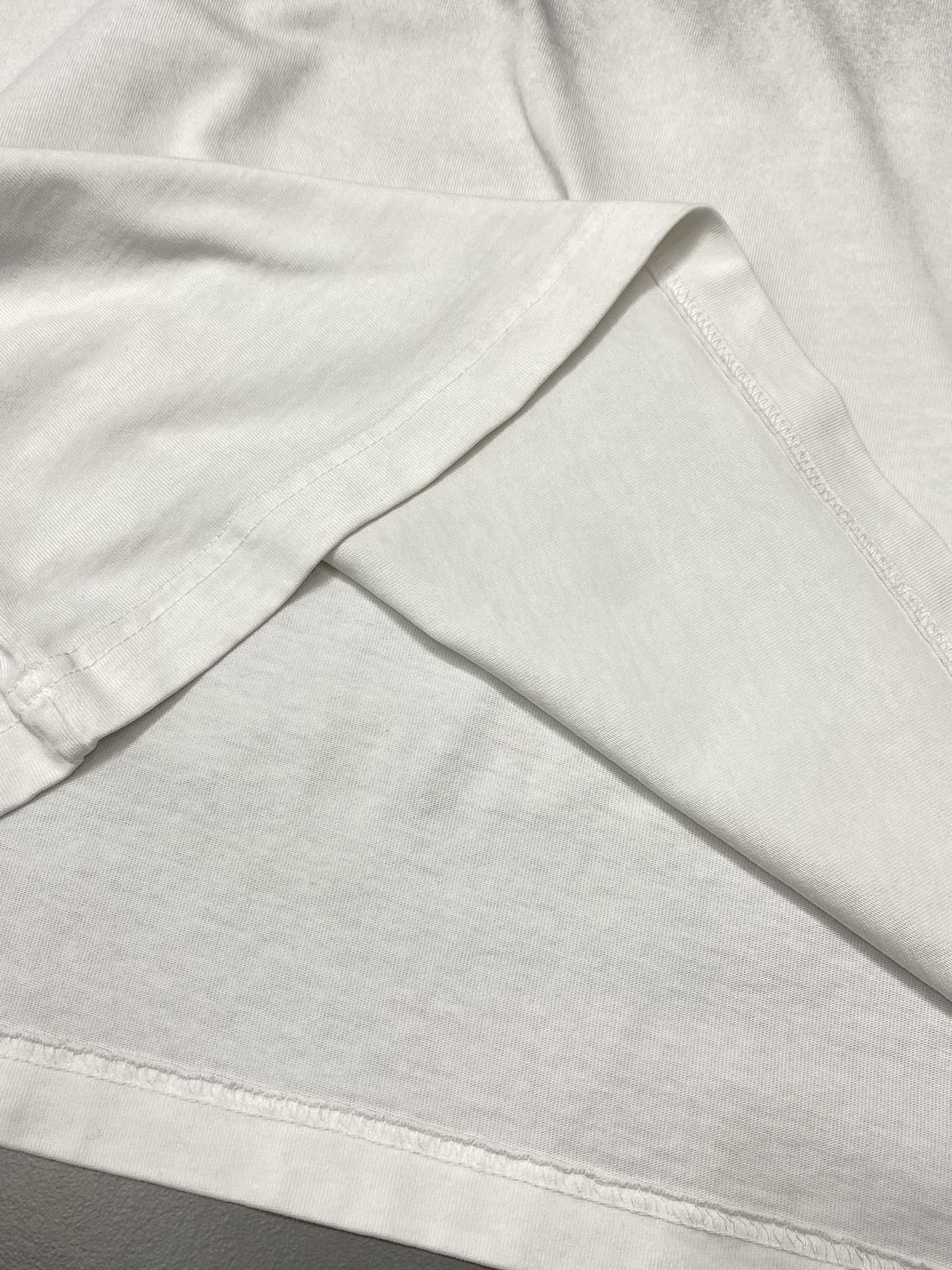    。VALENTINO华伦天奴💥独家专供新款原单男士休闲春夏短袖 高端  高端版本 时尚百搭爆款⚠️