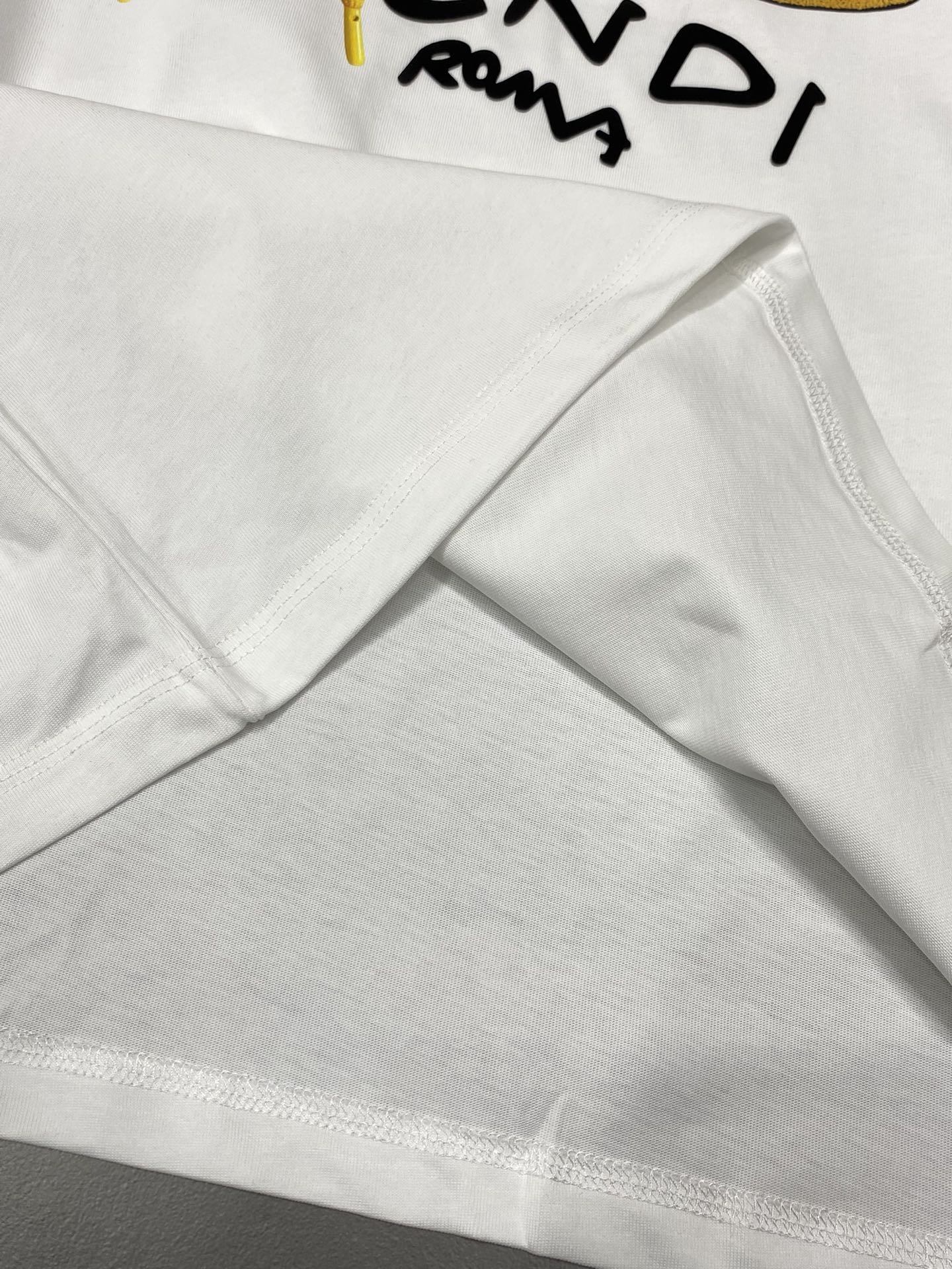    。FENDI芬迪💥独家专供新款原单男士休闲春夏短袖 高端  高端版本 时尚百搭爆款⚠️⚠️✨✨进口