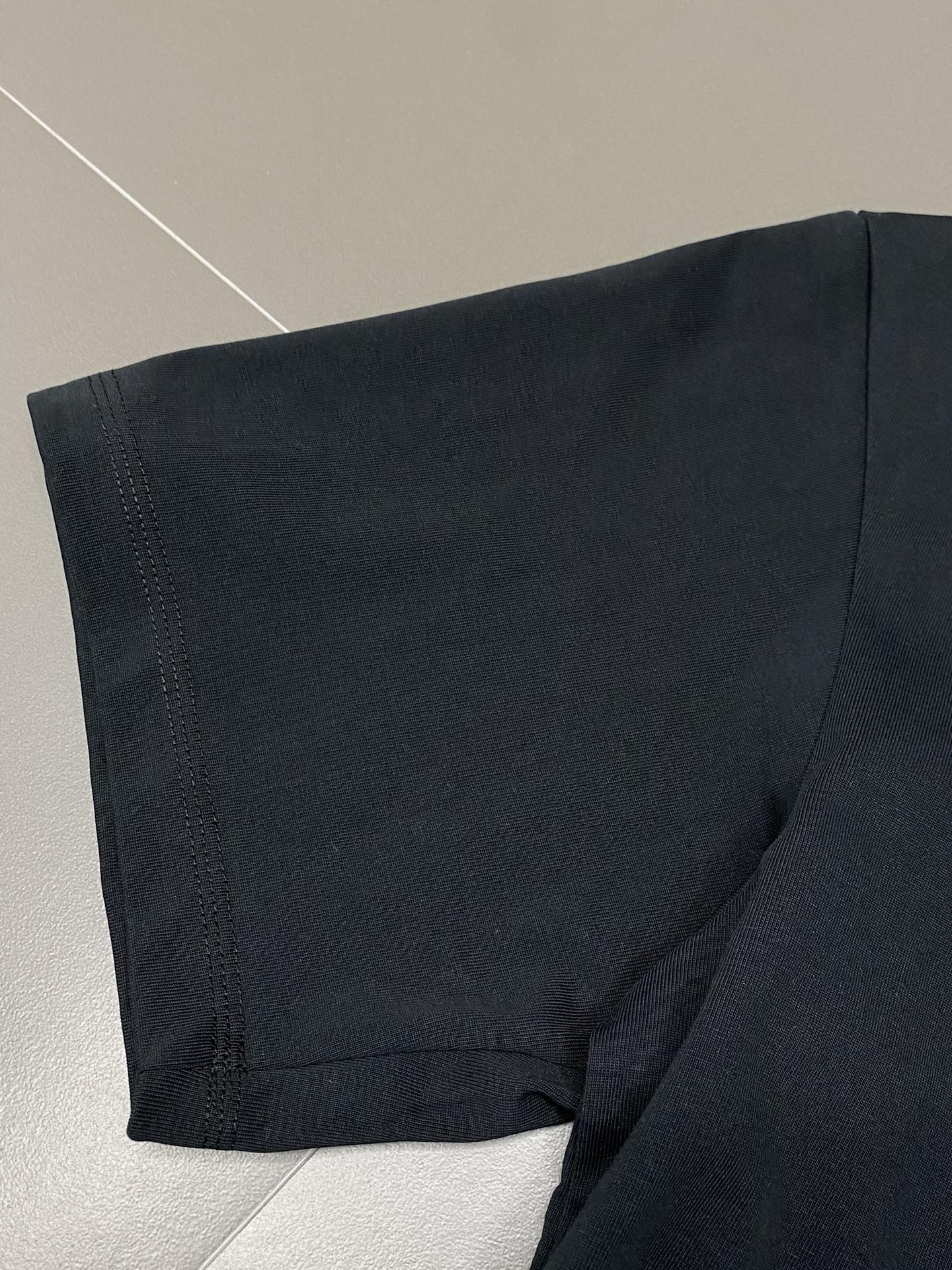    。Prada普拉达💥独家专供新款原单男士休闲春夏短袖 高端  高端版本 时尚百搭爆款⚠️⚠️✨✨进