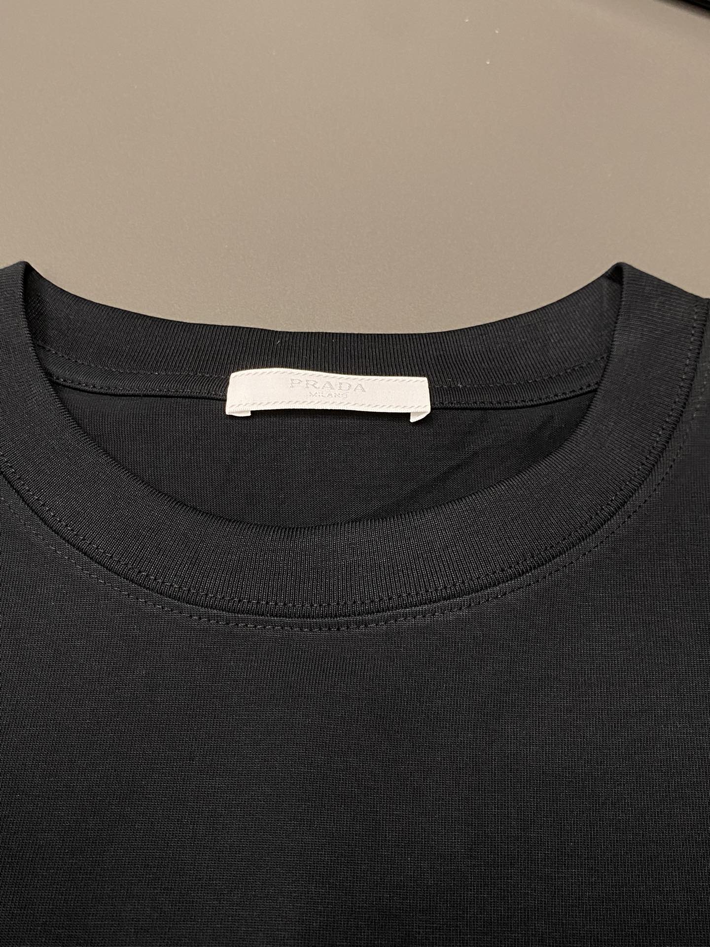    。Prada普拉达💥独家专供新款原单男士休闲春夏短袖 高端  高端版本 时尚百搭爆款⚠️⚠️✨✨进