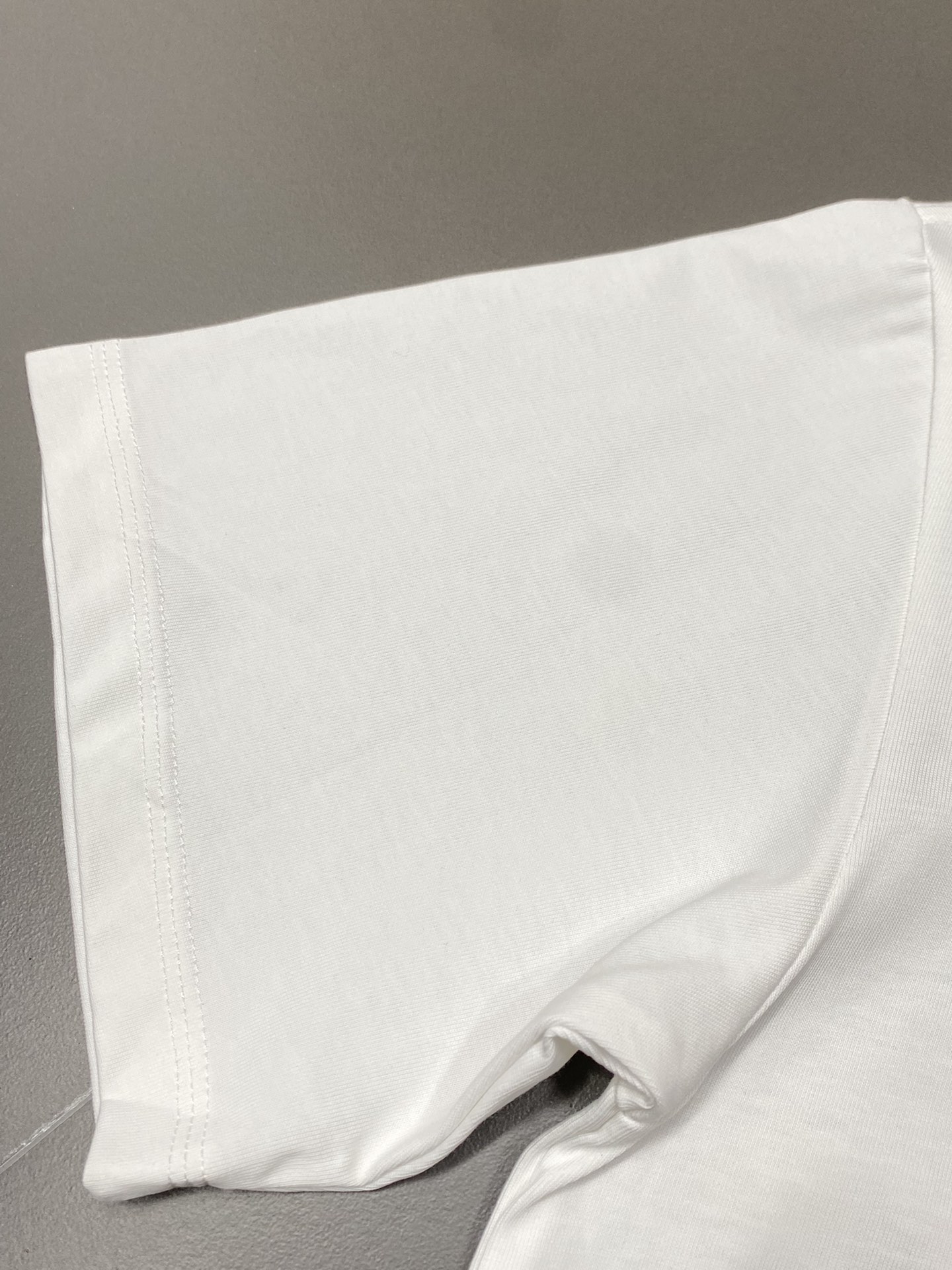    。Hermes爱马仕💥独家专供新款原单男士休闲春夏短袖 高端  高端版本 时尚百搭爆款⚠️⚠️✨✨