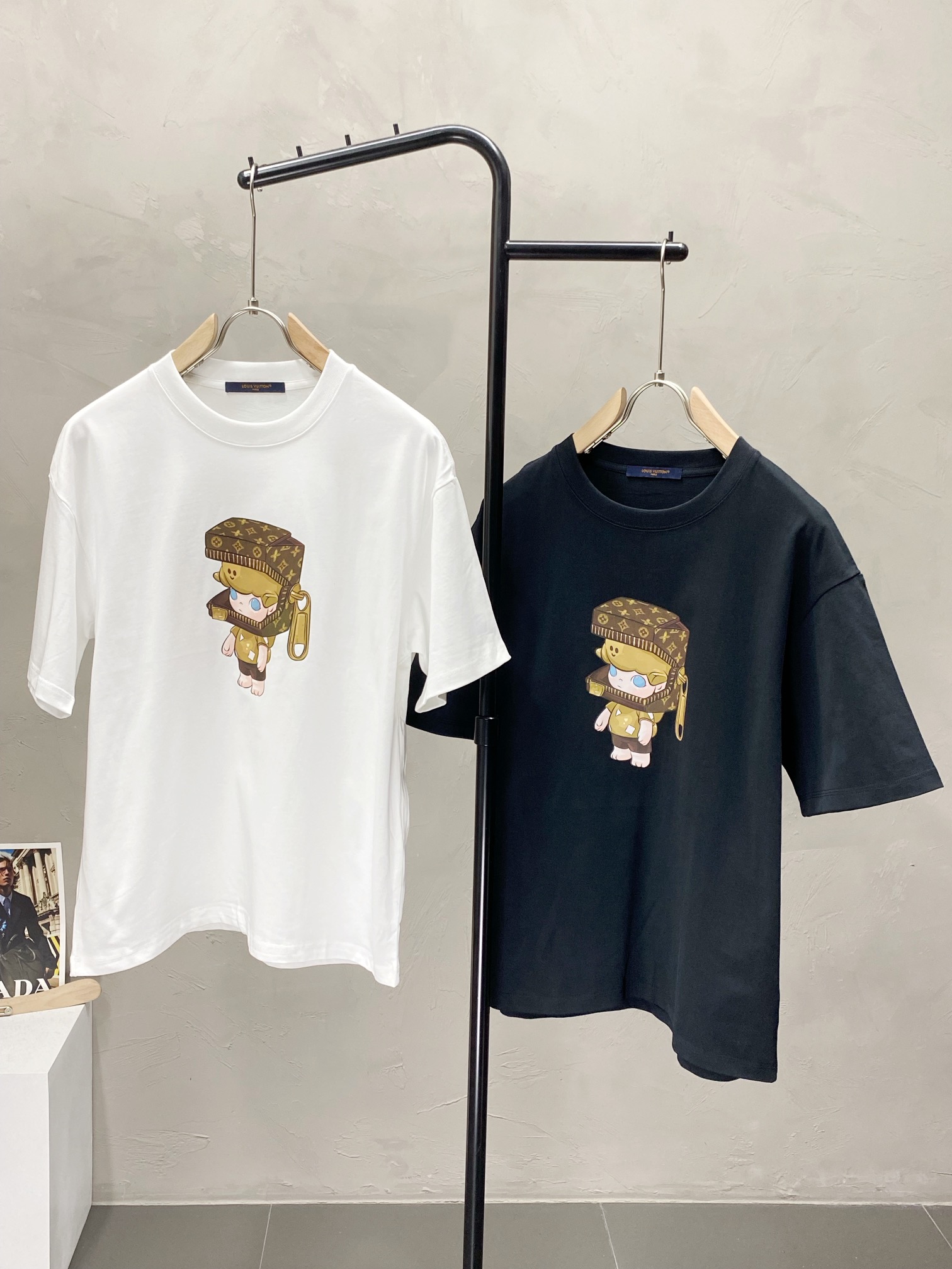    。Louis Vuitton路易威登💥独家专供新款原单男士休闲春夏短袖 高端  高端版本 时尚百搭