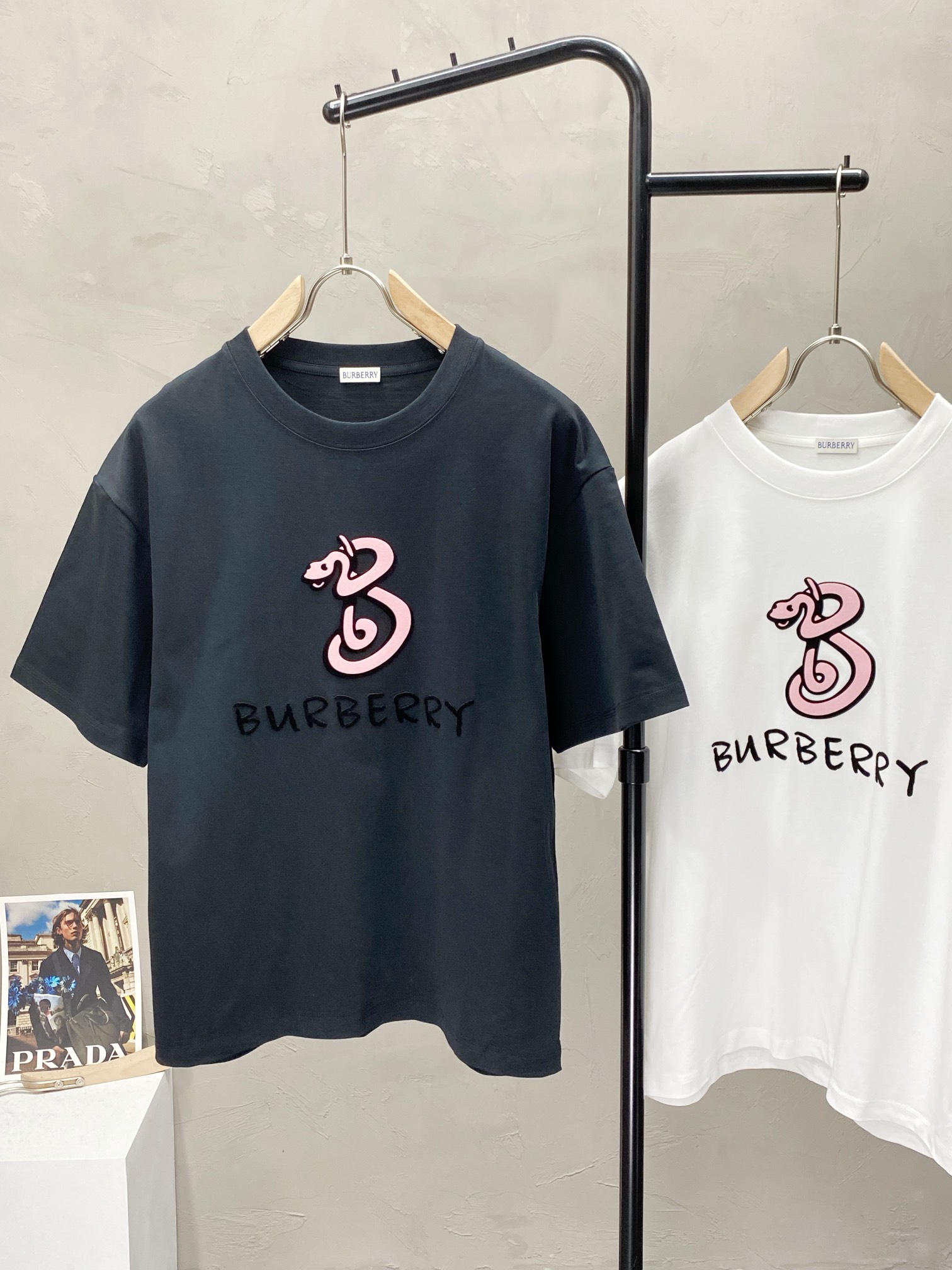    。Burberry巴宝莉💥独家专供新款原单男士休闲春夏短袖 高端  高端版本 时尚百搭爆款⚠️⚠️