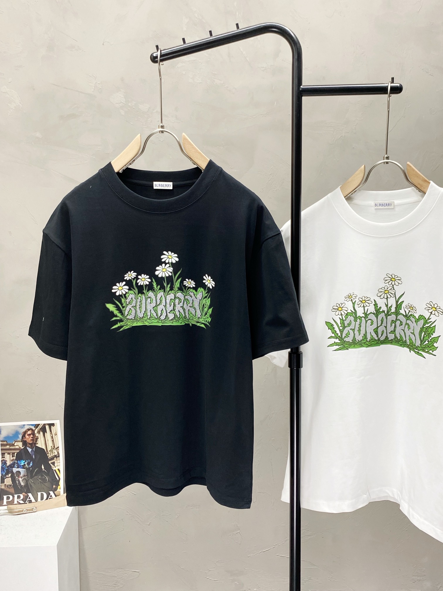    。Burberry巴宝莉💥独家专供新款原单男士休闲春夏短袖 高端  高端版本 时尚百搭爆款⚠️⚠️