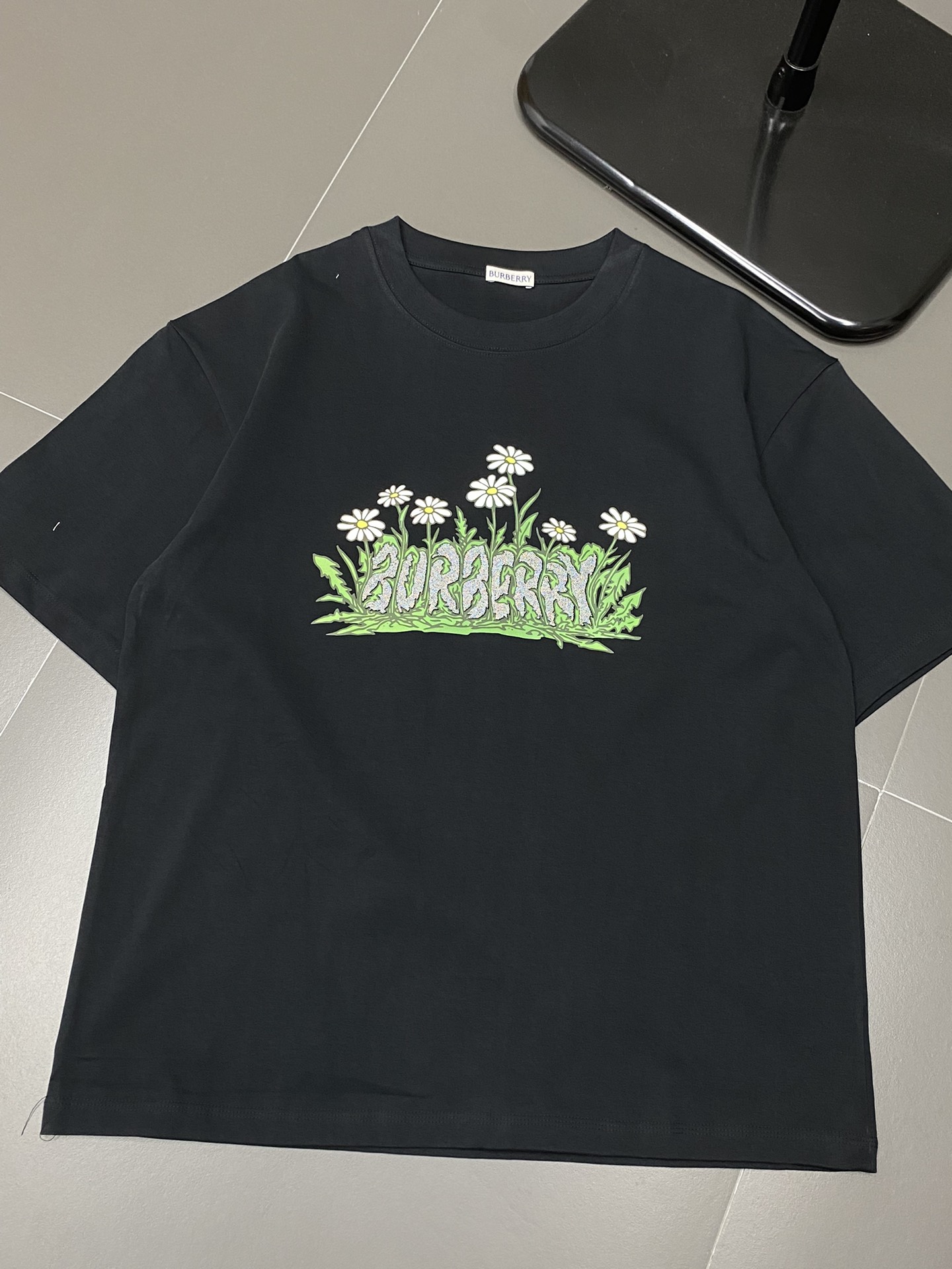    。Burberry巴宝莉💥独家专供新款原单男士休闲春夏短袖 高端  高端版本 时尚百搭爆款⚠️⚠️