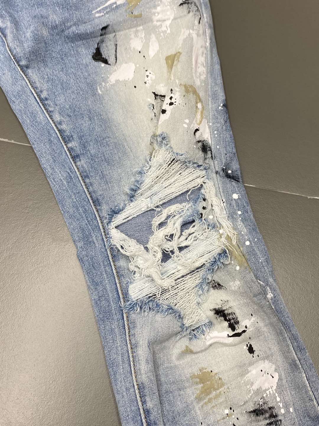  。PurPle Brand💥独家专供新款 直筒牛仔裤👖高端版本！专柜 面料 透气舒适度高，细节无可挑剔