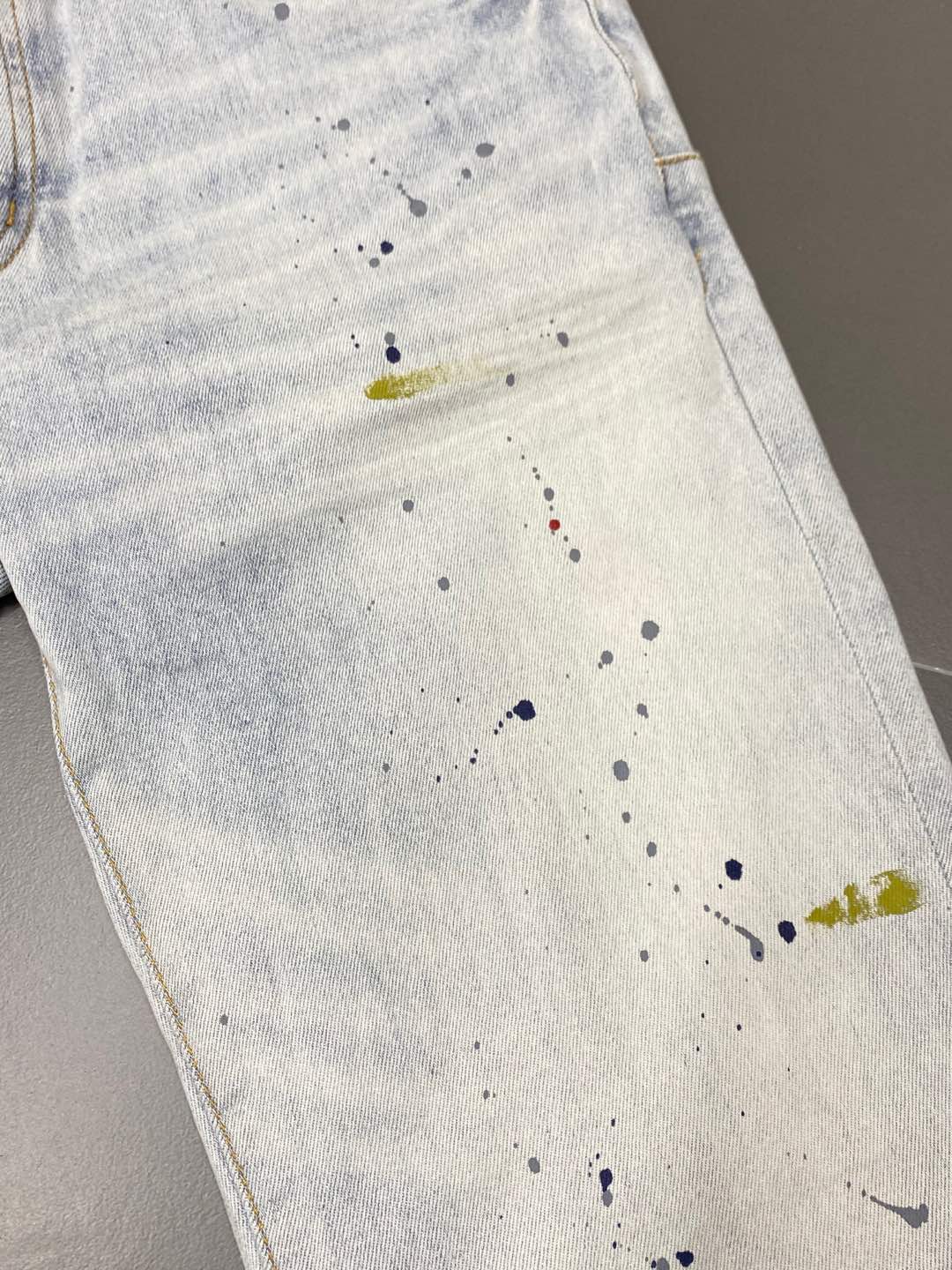  。PurPle Brand💥独家专供新款 直筒牛仔裤👖高端版本！专柜 面料 透气舒适度高，细节无可挑剔