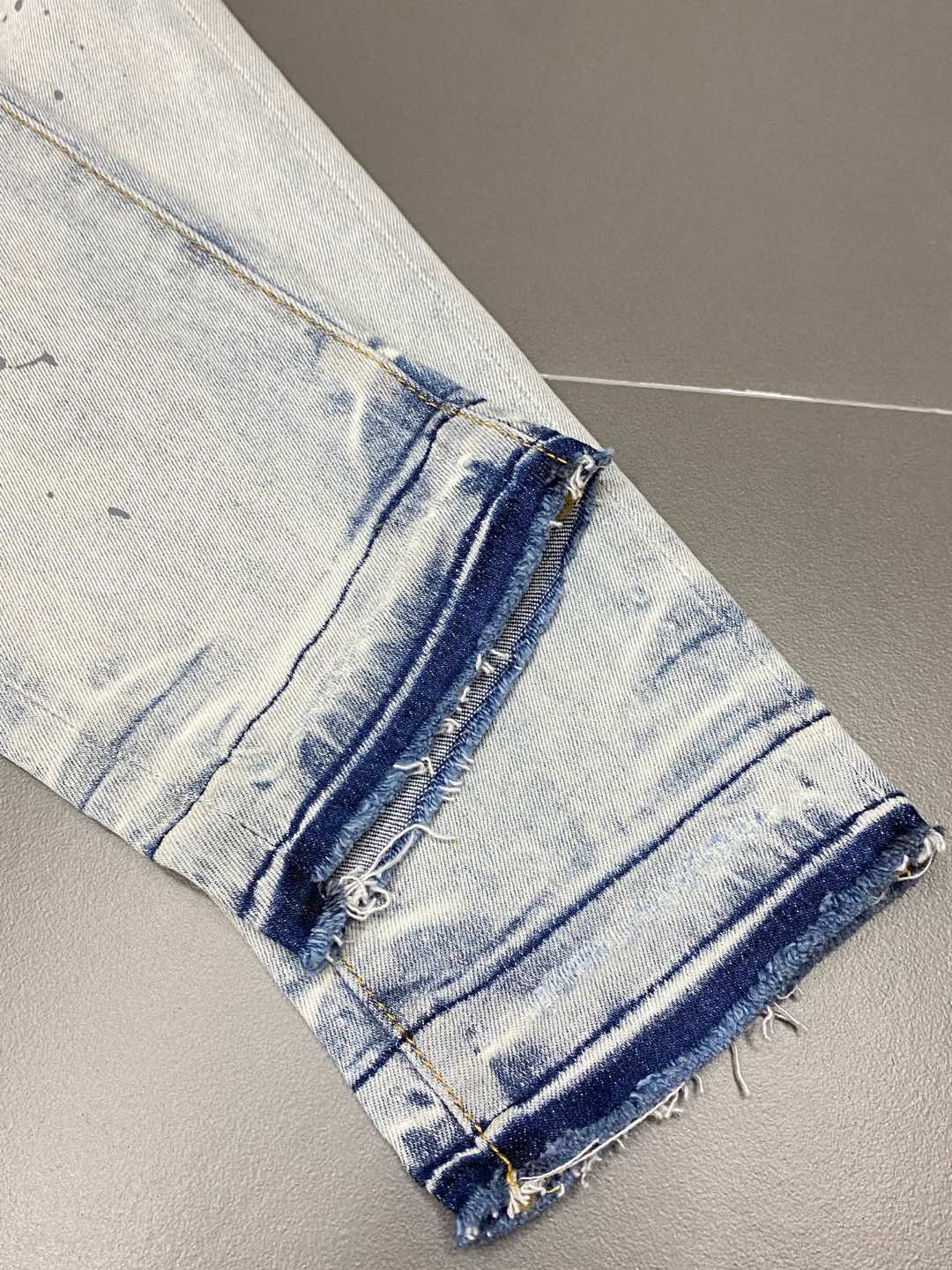  。PurPle Brand💥独家专供新款 直筒牛仔裤👖高端版本！专柜 面料 透气舒适度高，细节无可挑剔