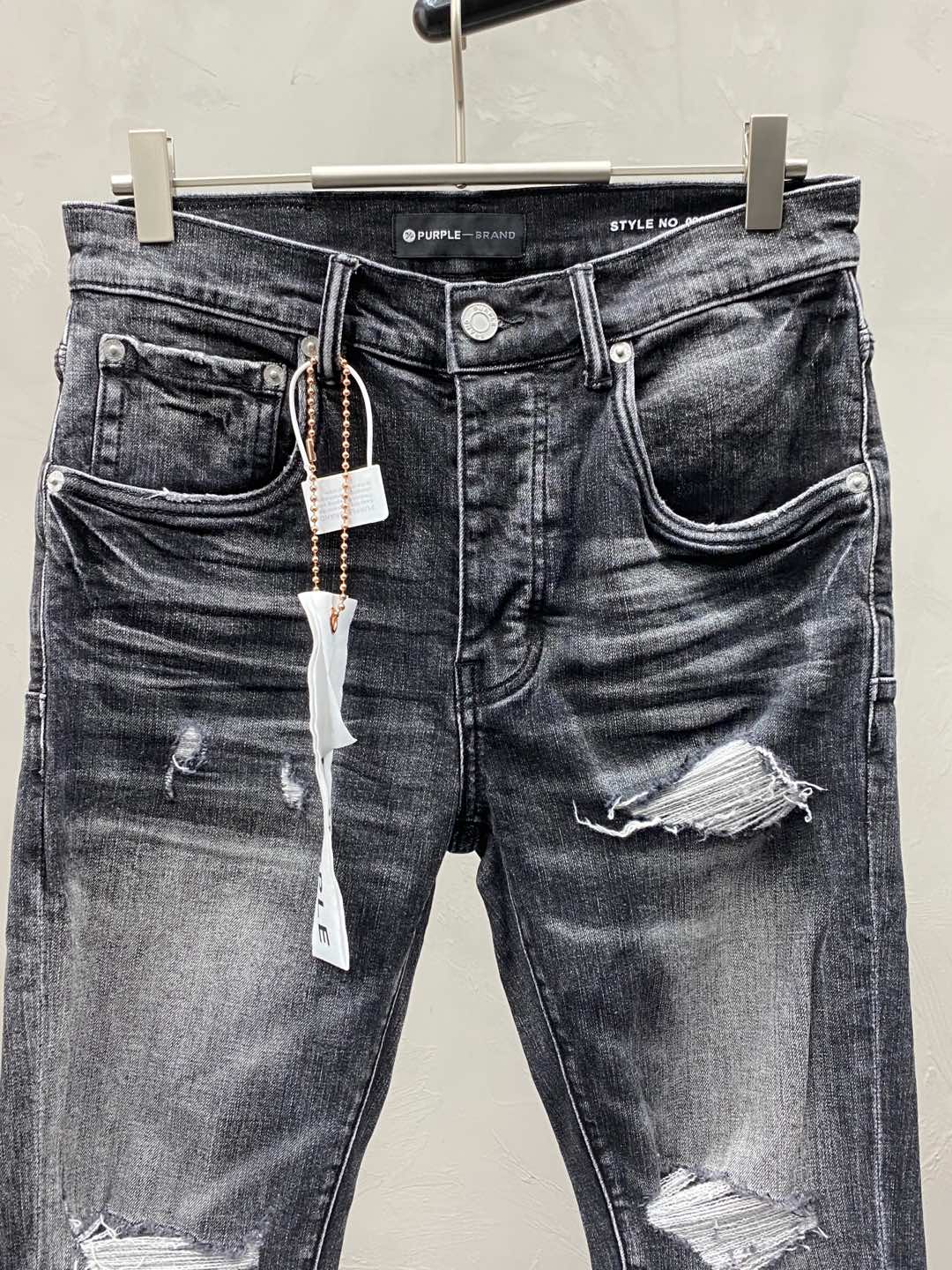  。PurPle Brand💥独家专供新款 直筒牛仔裤👖高端版本！专柜 面料 透气舒适度高，细节无可挑剔