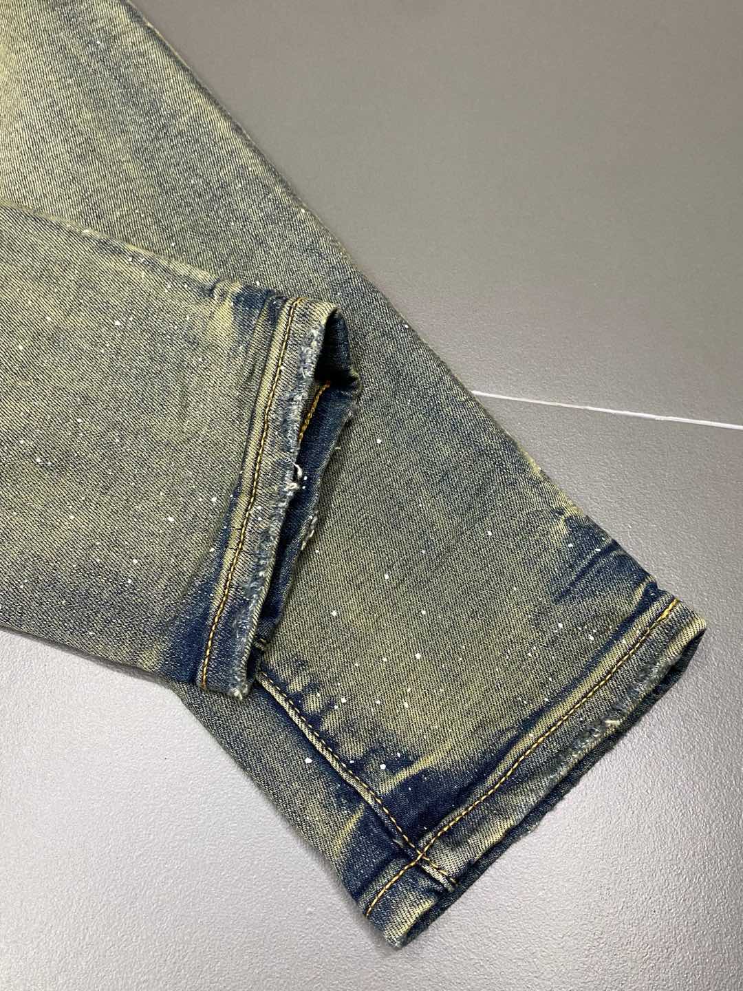  。PurPle Brand💥独家专供新款 直筒牛仔裤👖高端版本！专柜 面料 透气舒适度高，细节无可挑剔